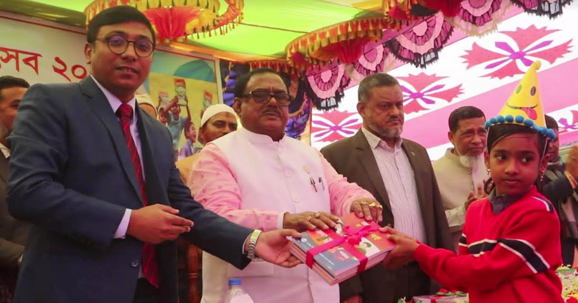 8aefa2a0-fe81-4743-8595-c4d0d2598bf1