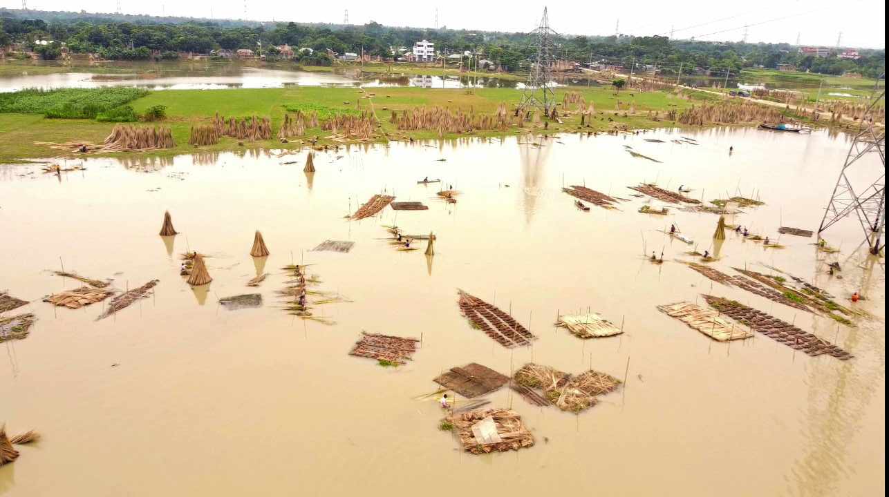 ef4740be-8448-4d28-a9b8-e441ae6d01c3