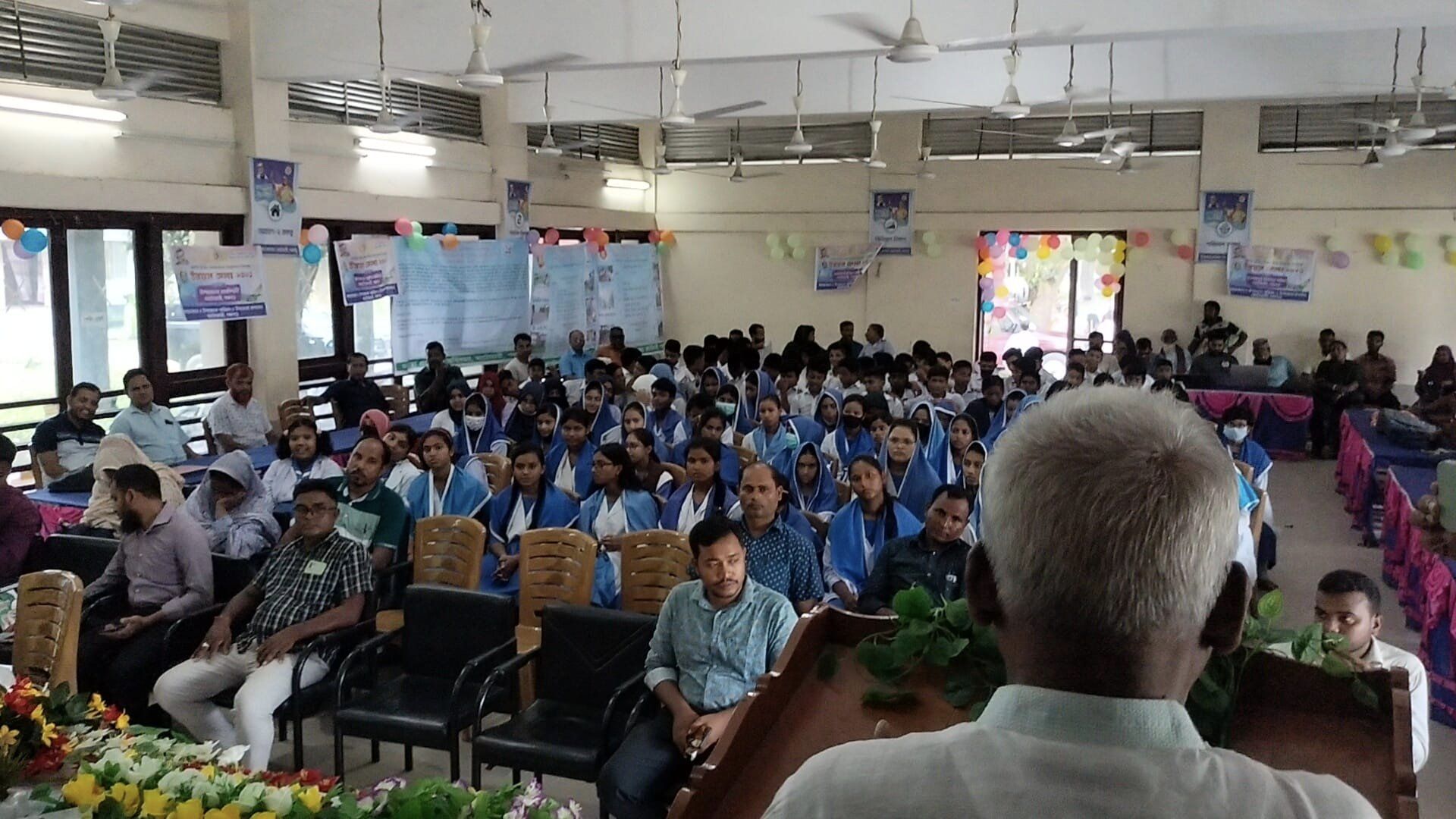 2e37b9b6-de25-4aa6-95c1-78bf522fb51d