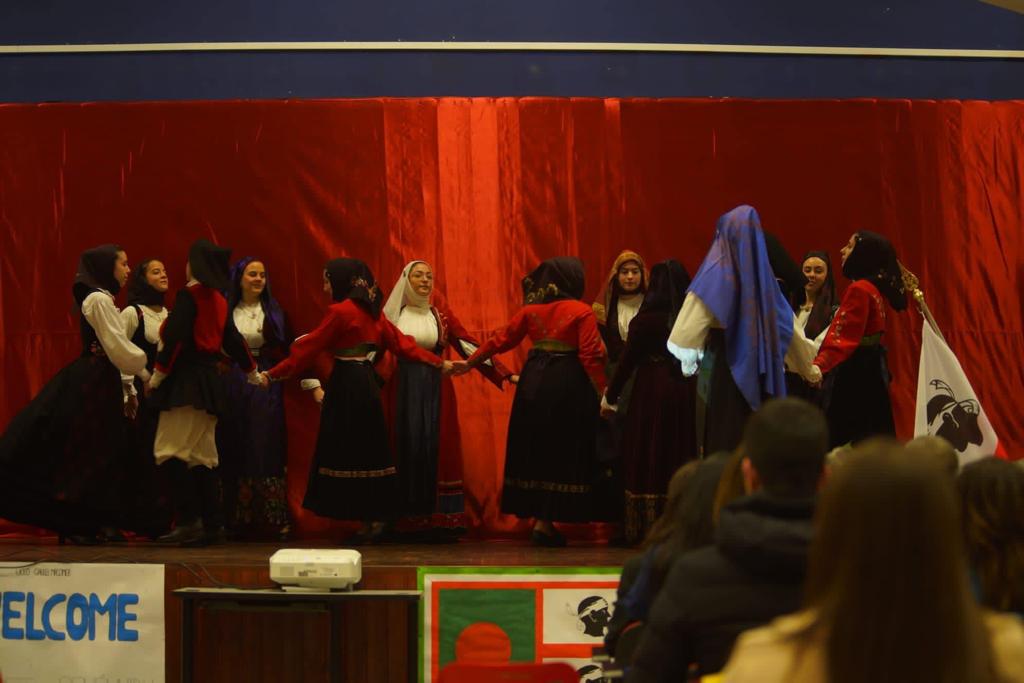 c535f09e-9858-4d7e-a4ad-e95cfa1ce887