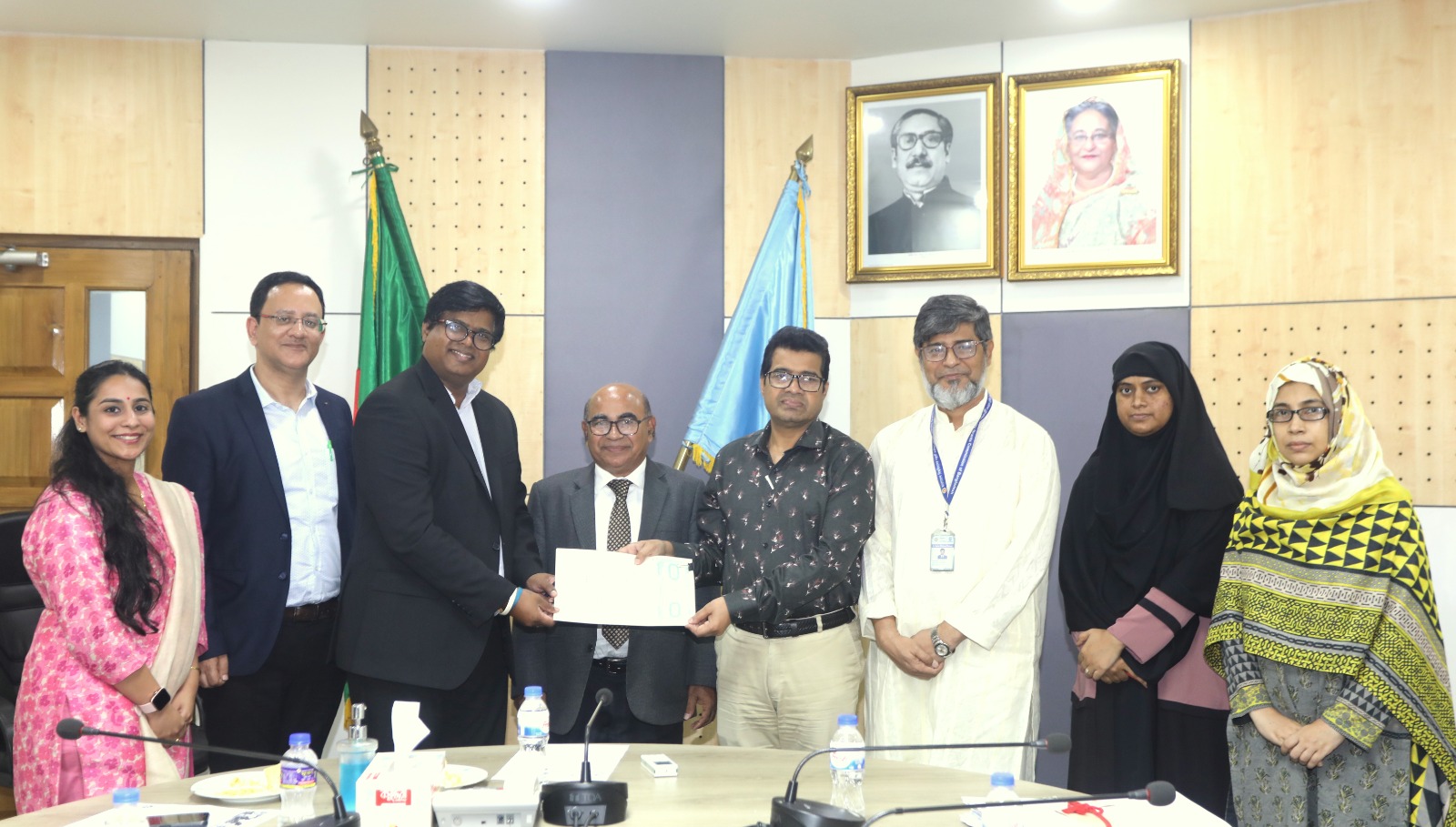 e7d57e22-bcd9-4594-b8ba-d0ab5b4148ce