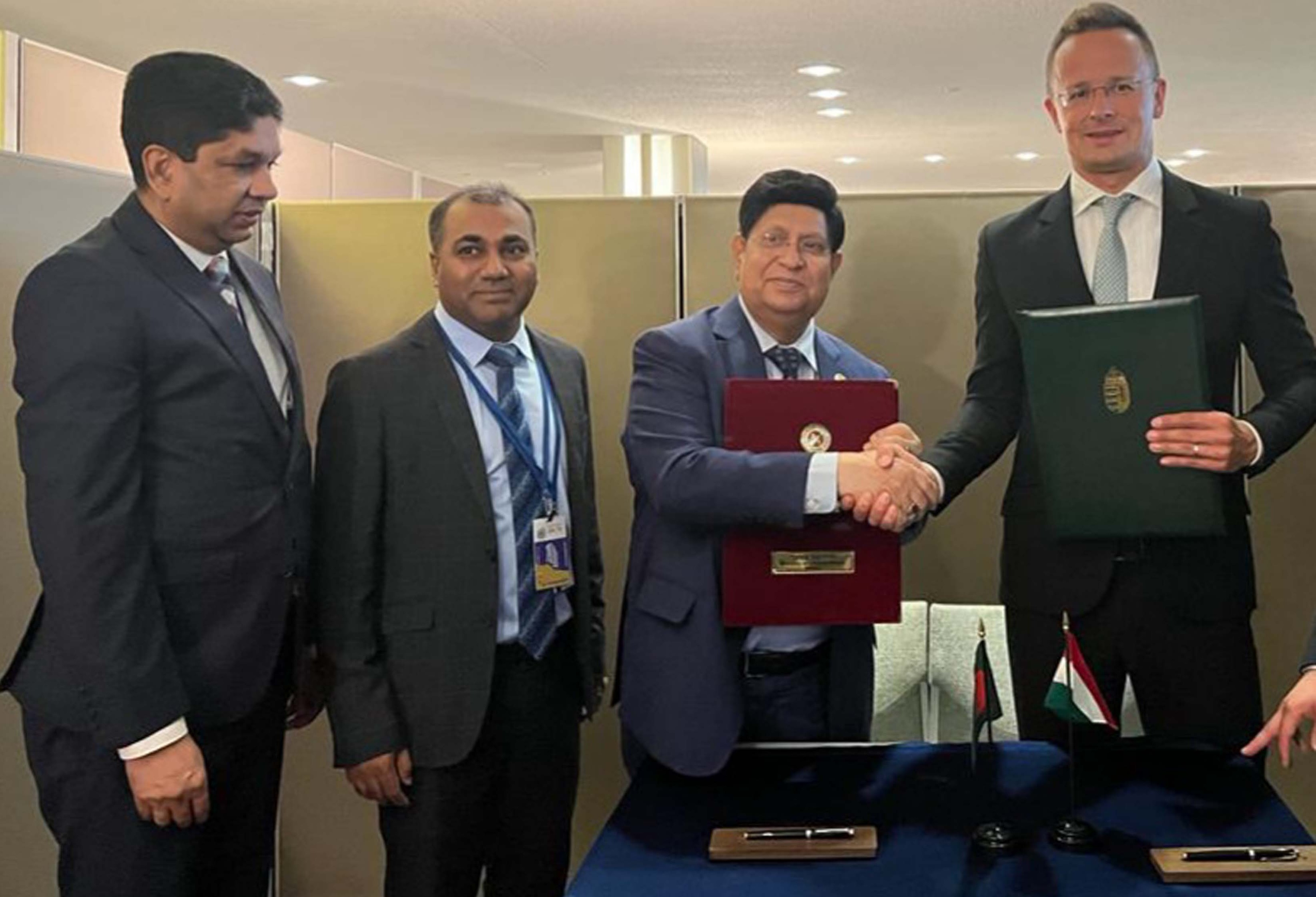 a72b726e-1655-424a-89ca-265aa0ba4d2e