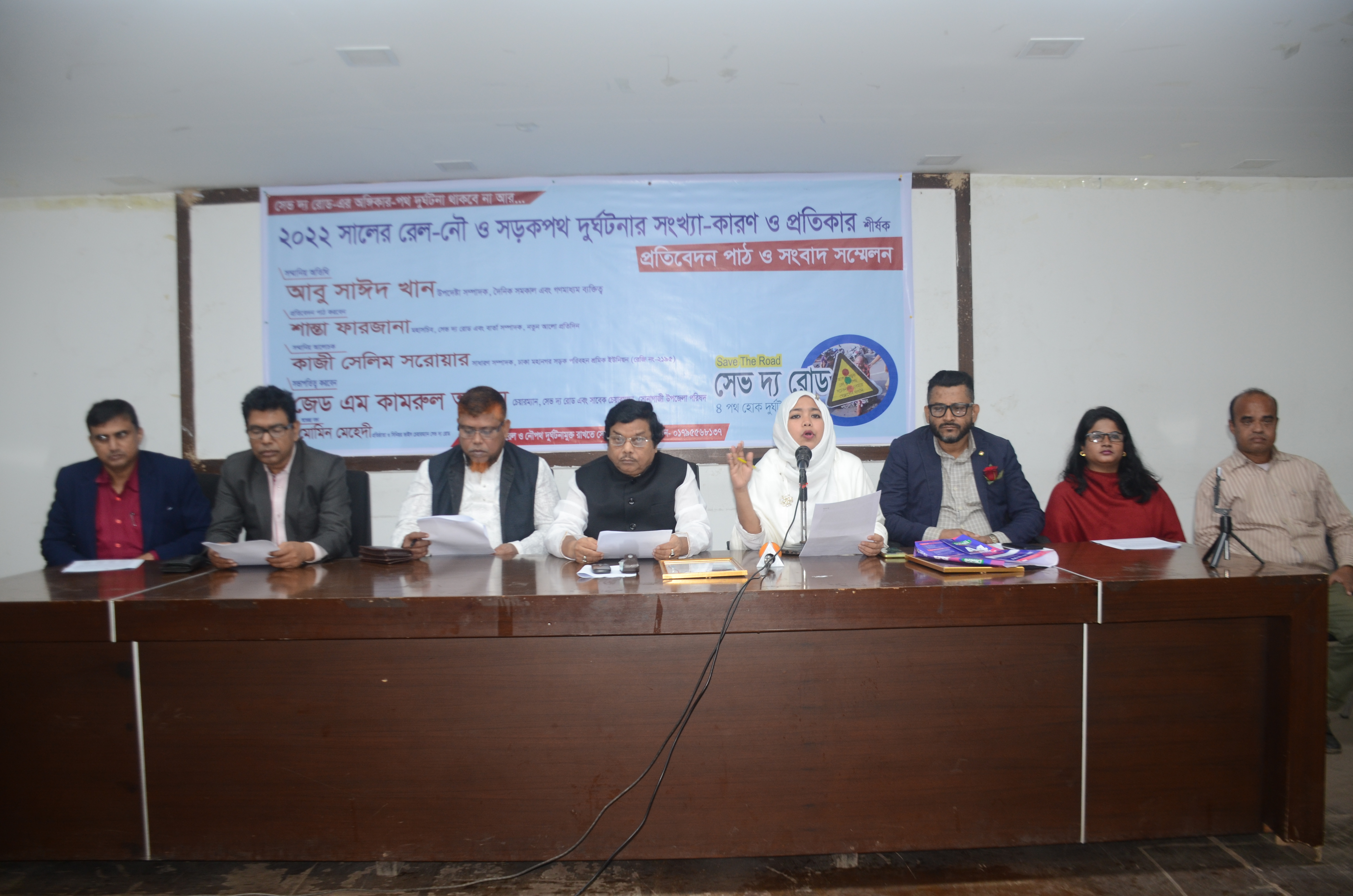 cc97c7b1-7bb7-403c-9de9-fd57efff424b