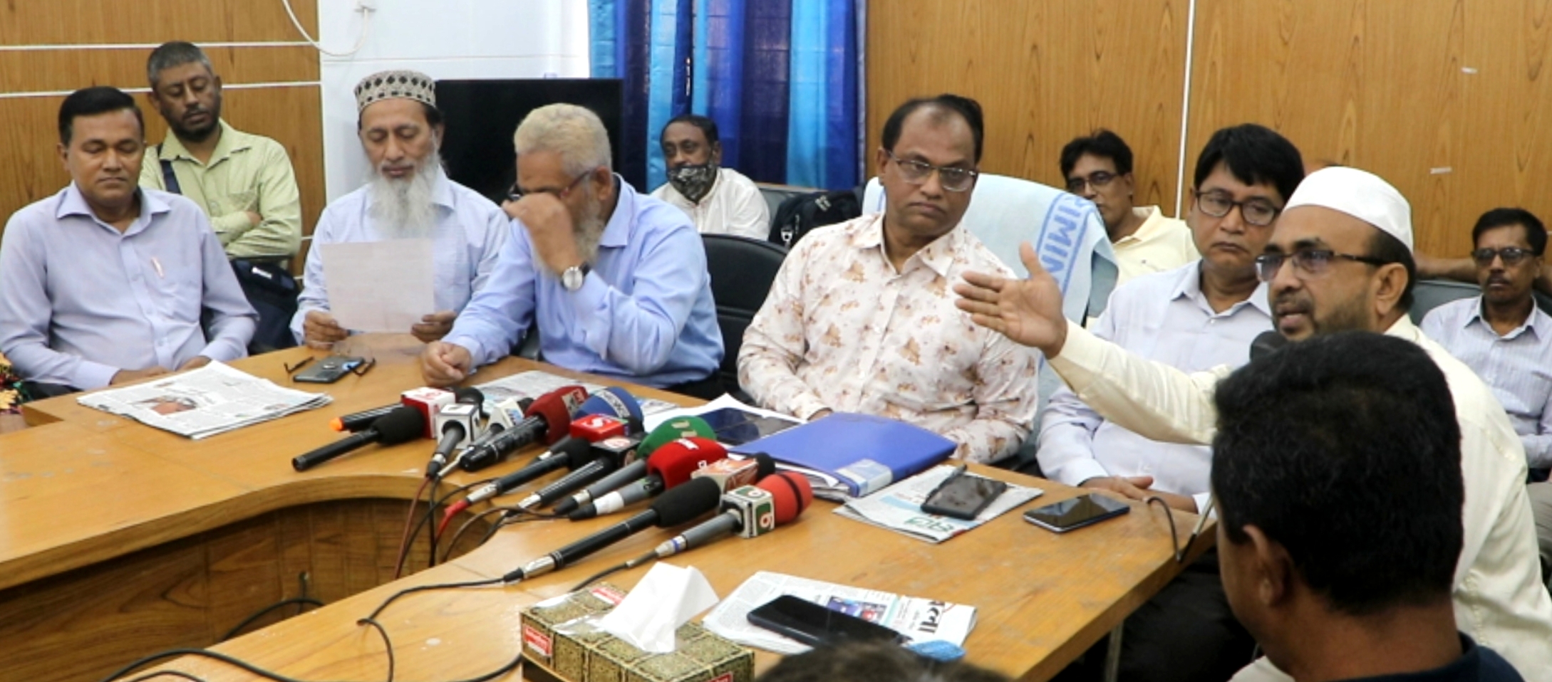 1f2a4f77-1bba-401f-8ea7-23af75e37d57