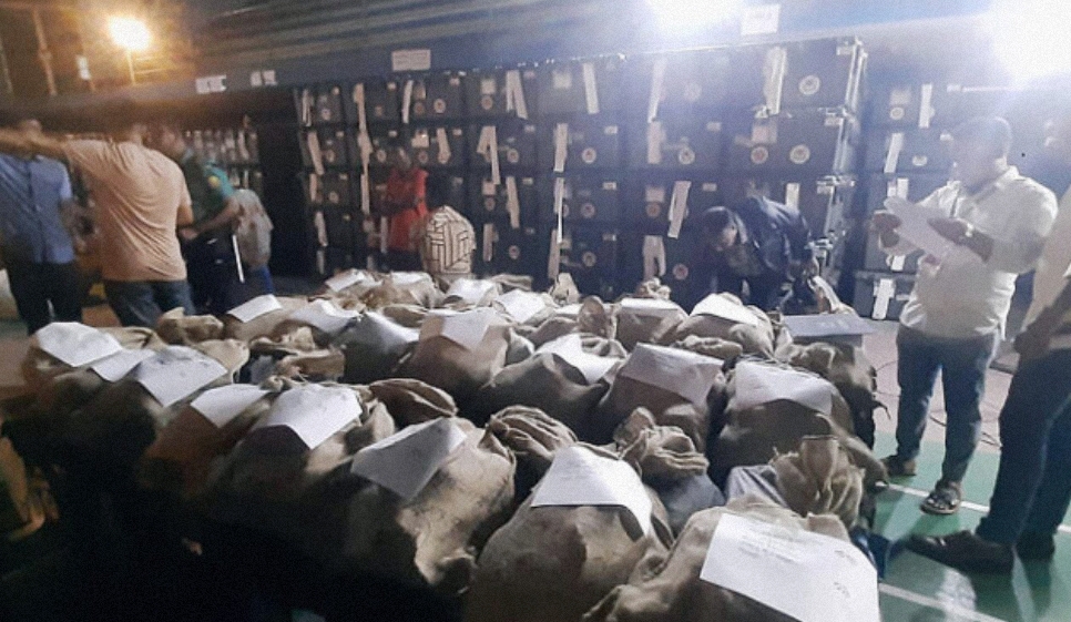 a7f8f665-261f-4ec9-8617-3cc79901b77e