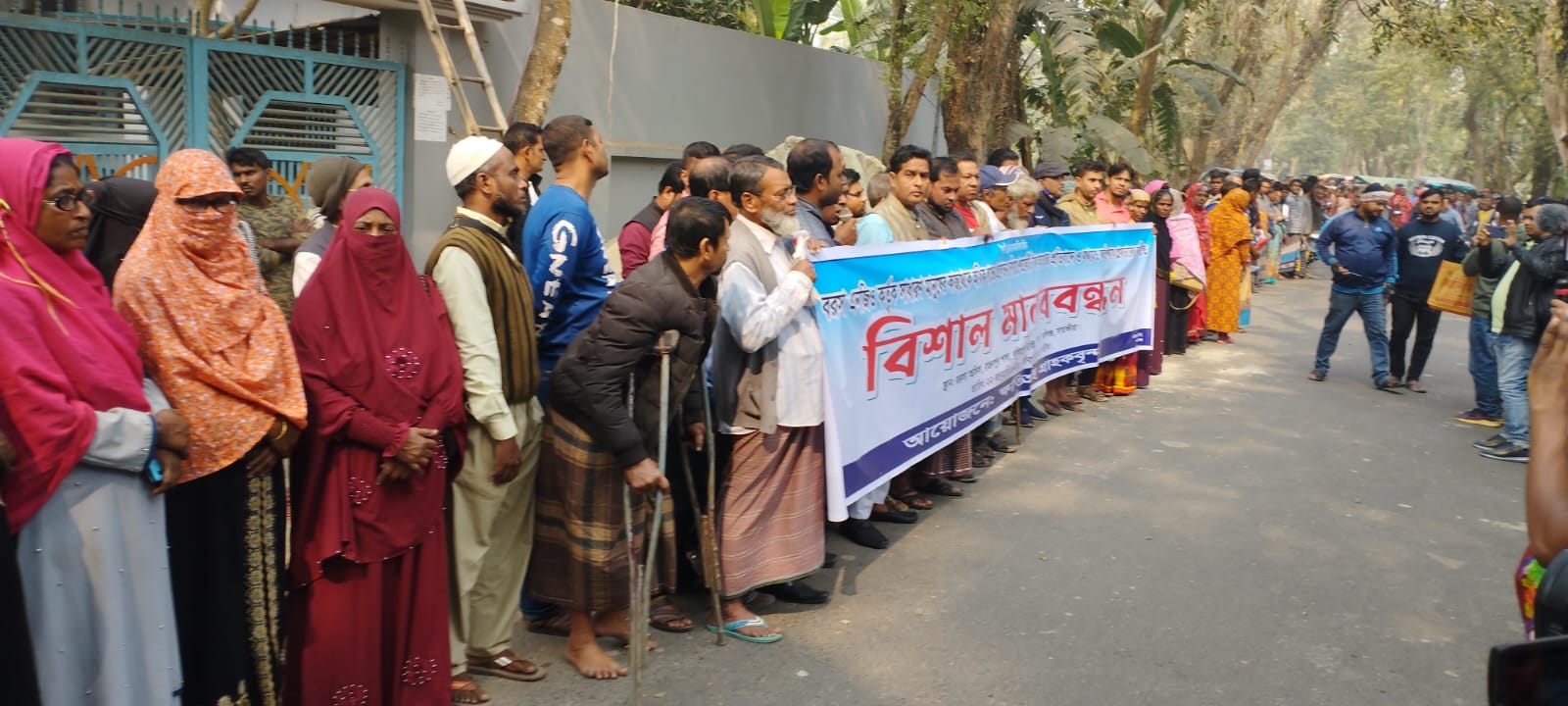 c0dc1742-e124-48b2-acf9-a483e0c5d173