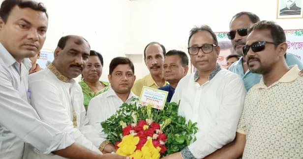 76069c87-9a4e-4e61-af1d-a530f695e1ef