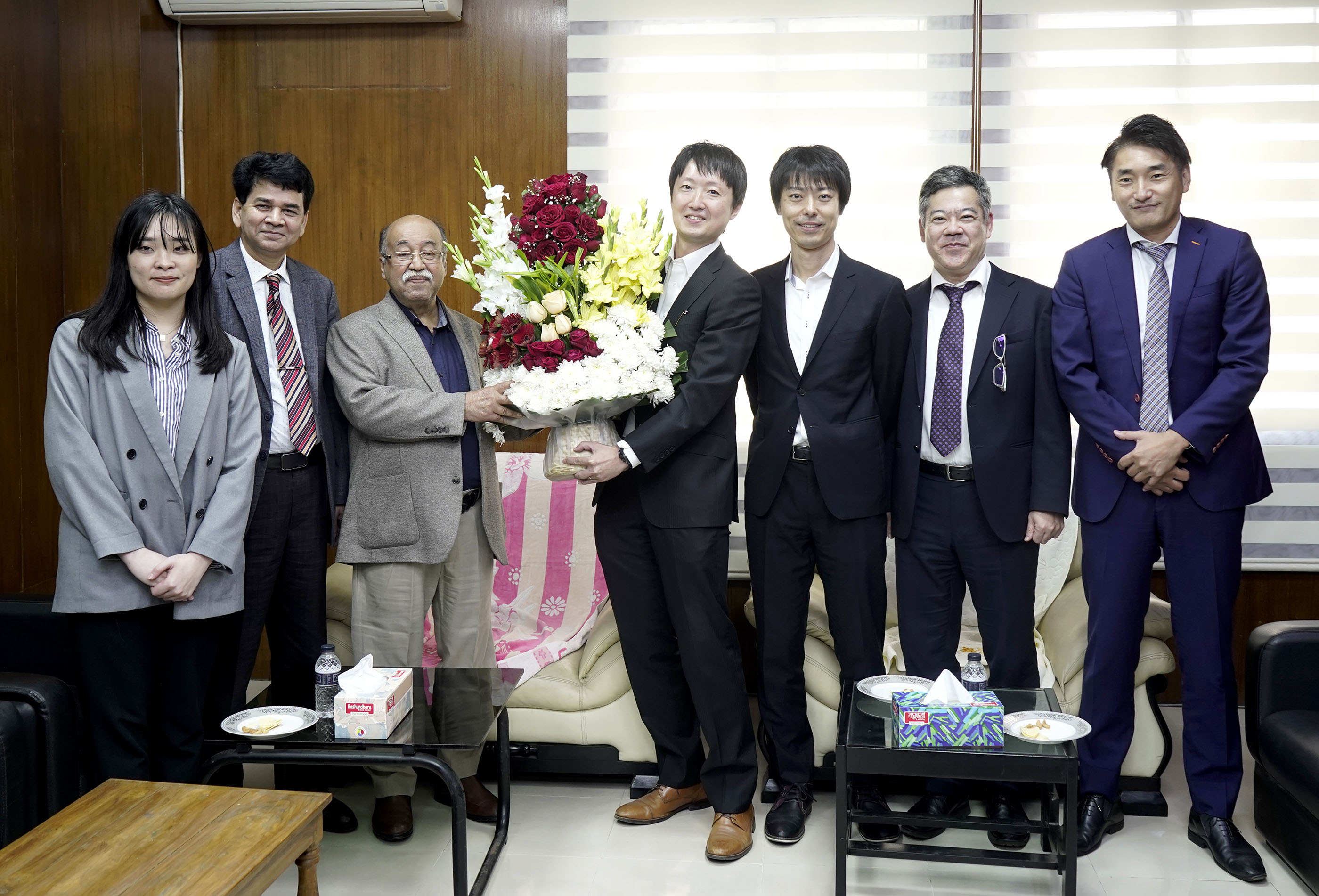 d4909ba8-c642-435f-80b9-90c8259c4574