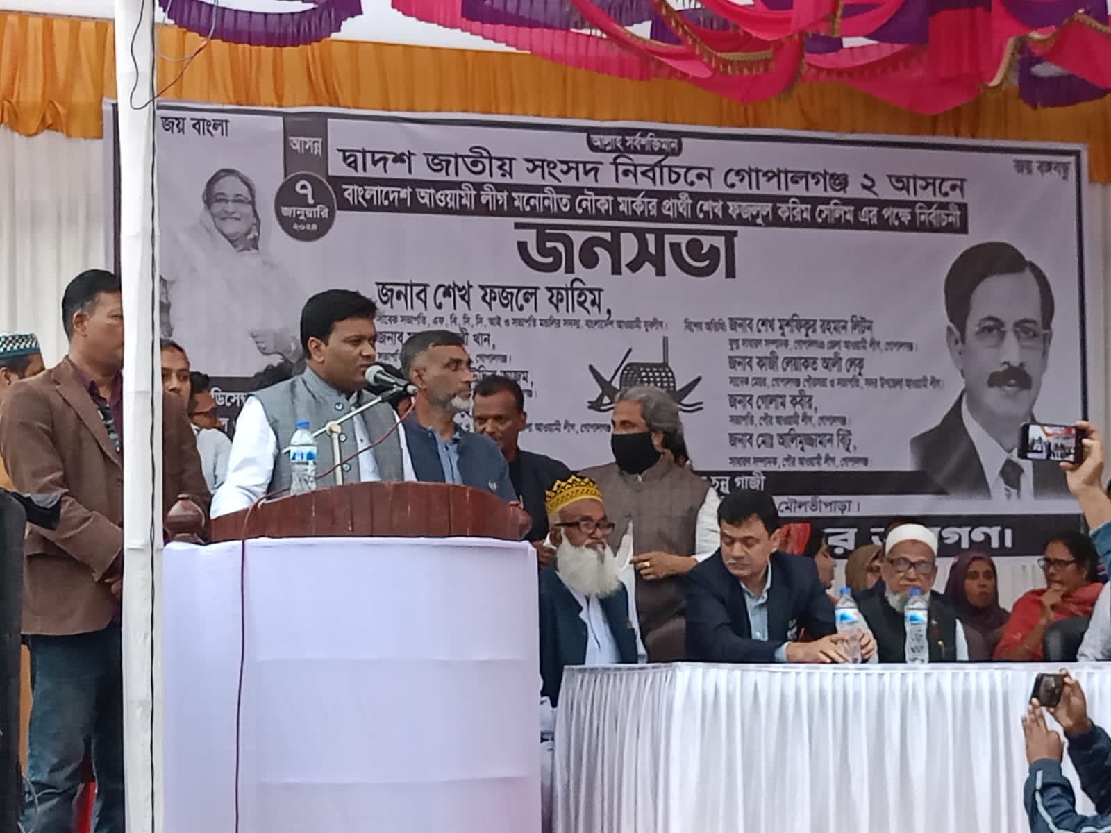 f108d5f9-93f8-4010-8267-64a5c7193ae6