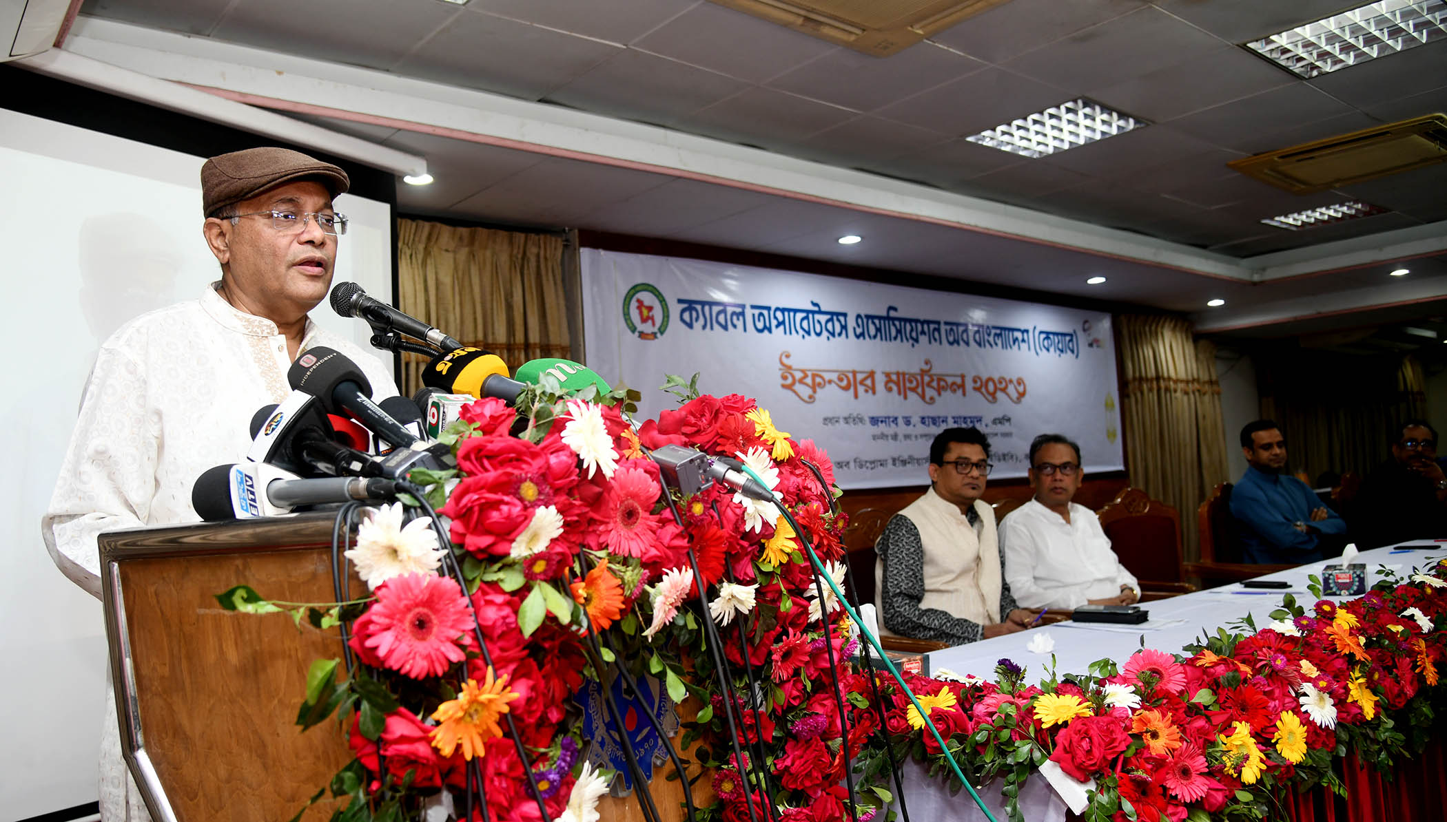 1645e063-8f4e-481a-bb5d-cbeabb64131f