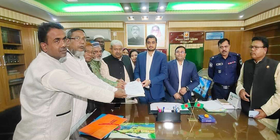 18ac93a5-ff2b-455f-b525-64fc4553179a