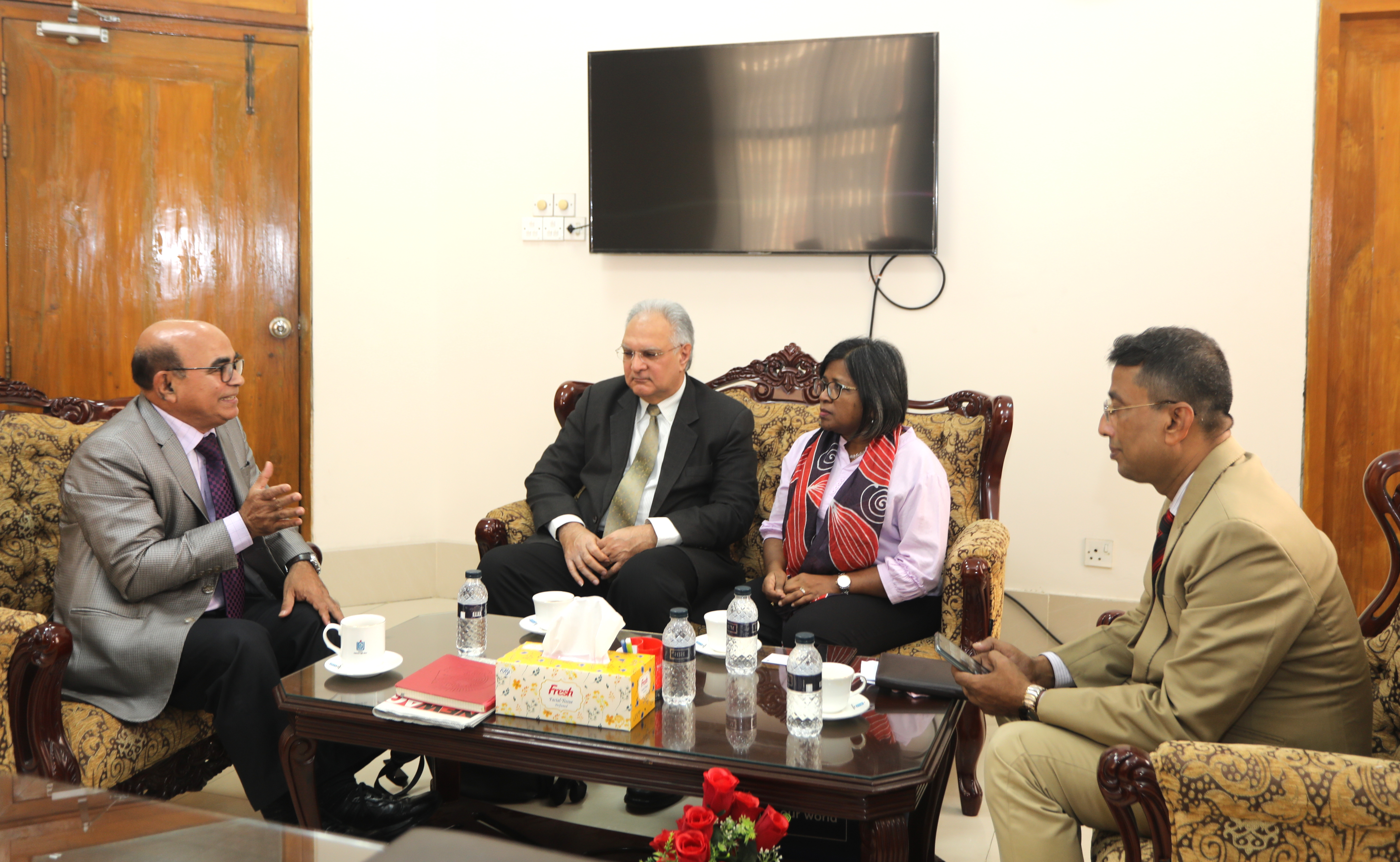 10a100bb-9dbd-4c51-b134-393ca59fa10c