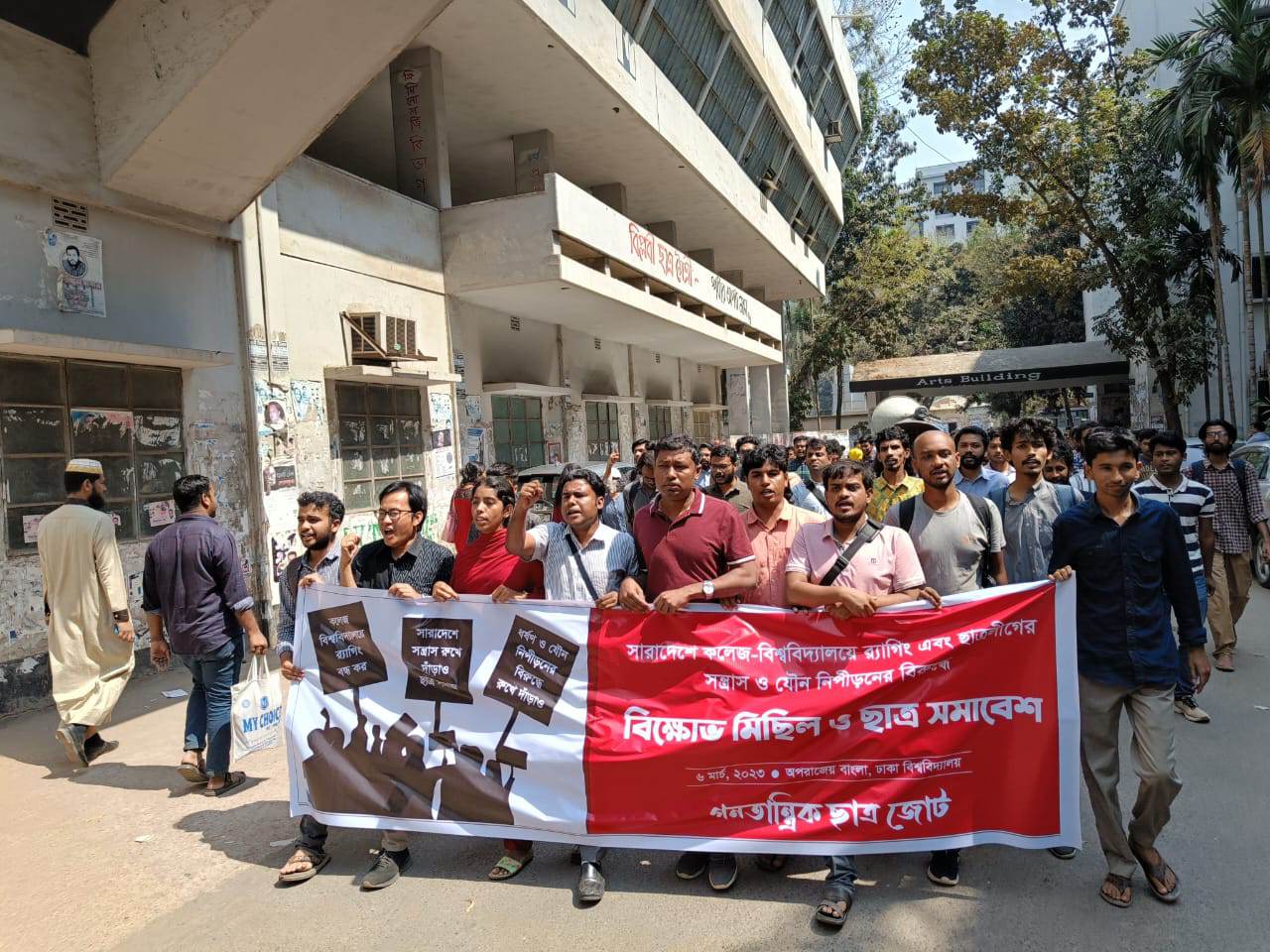 97155301-2312-4d3b-9432-40ed8c8ece60