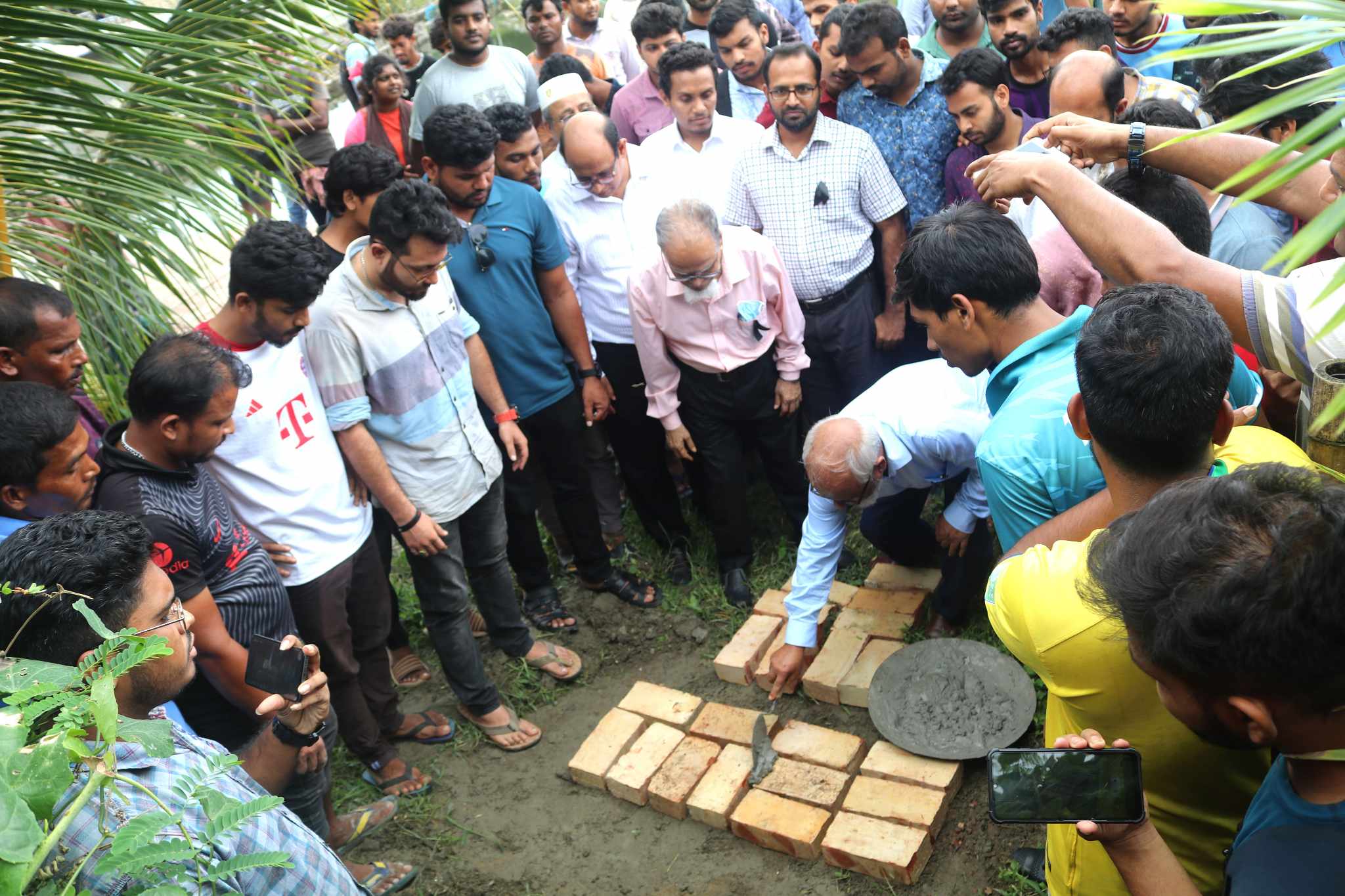 aa24b335-0365-47b5-9214-46a45dfcf008