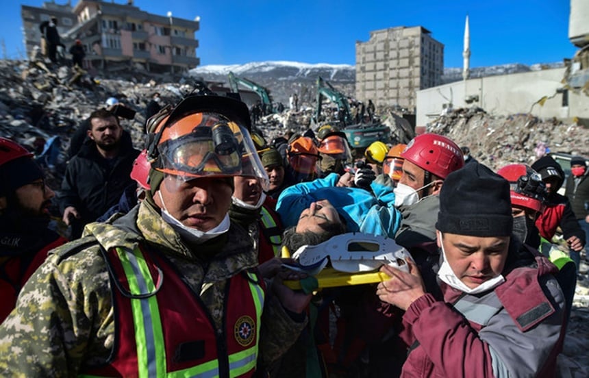 687496ac-3dc6-4e99-9b51-298a1e823733