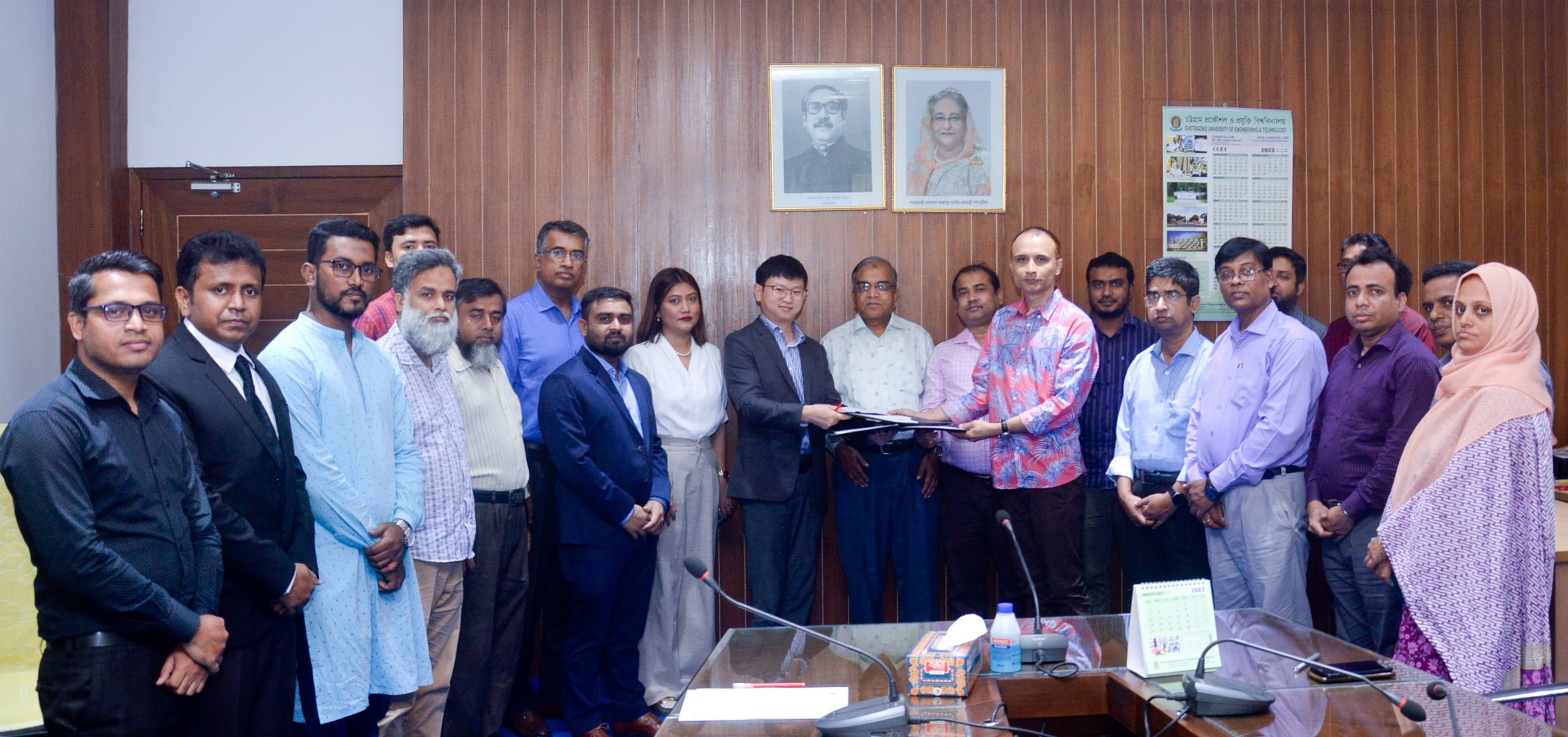 98c2ff29-4835-44a8-bbcf-f43444e65241