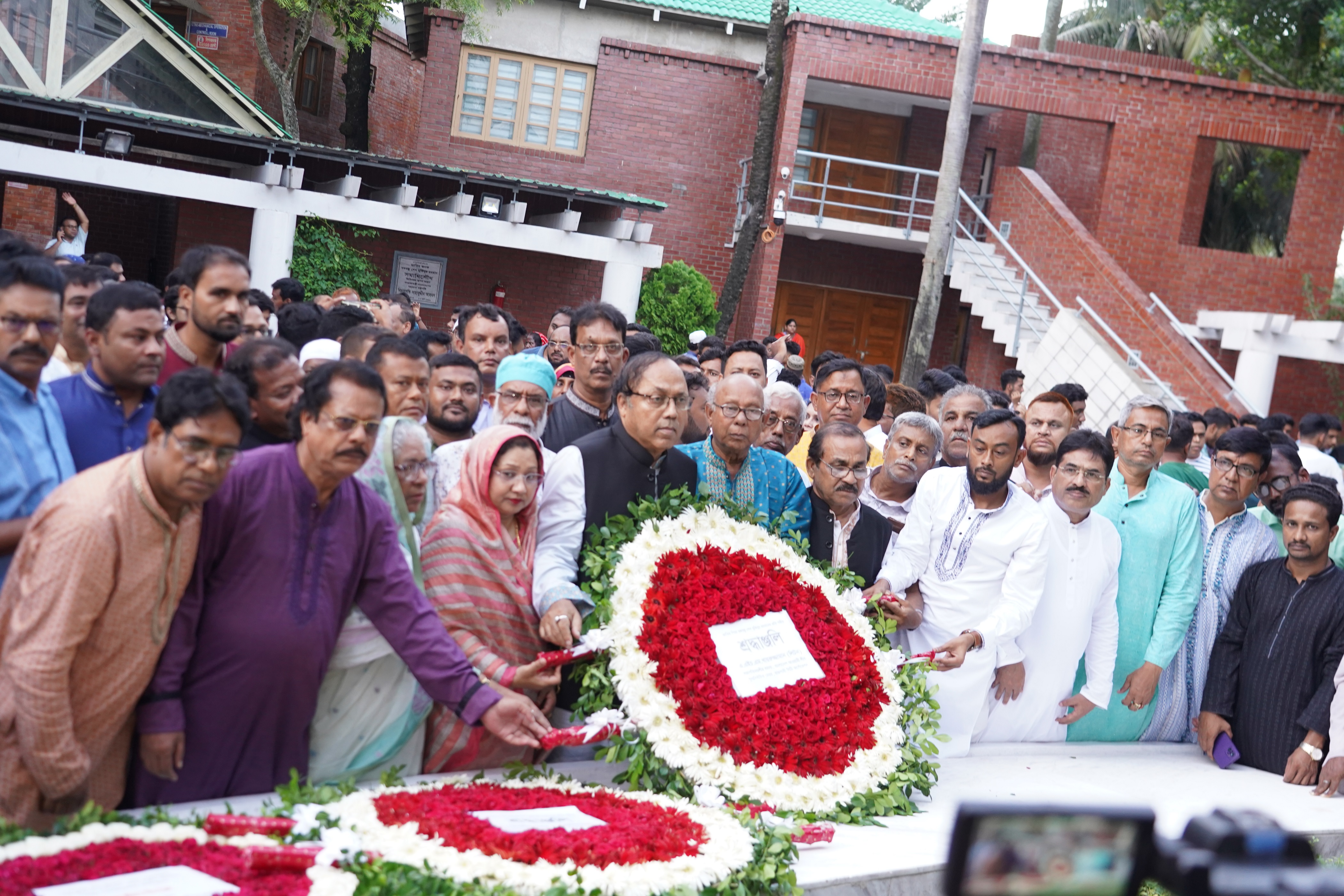 590fe380-7d31-4e23-ac57-d1b2805951c9