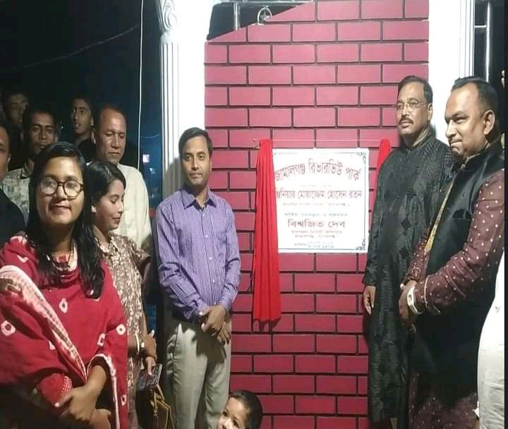 e7feb107-2607-474d-883d-1214aa81de4e