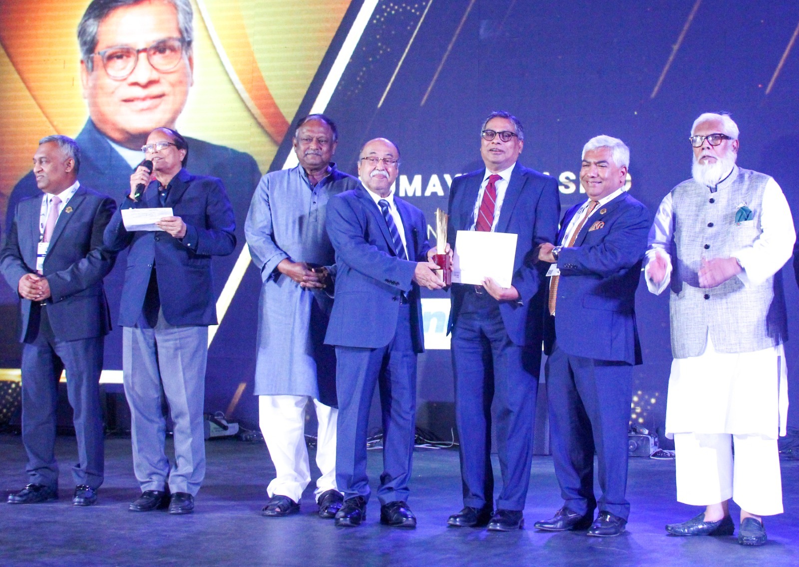 a72ced28-5296-4220-bfae-16c03b7afc54