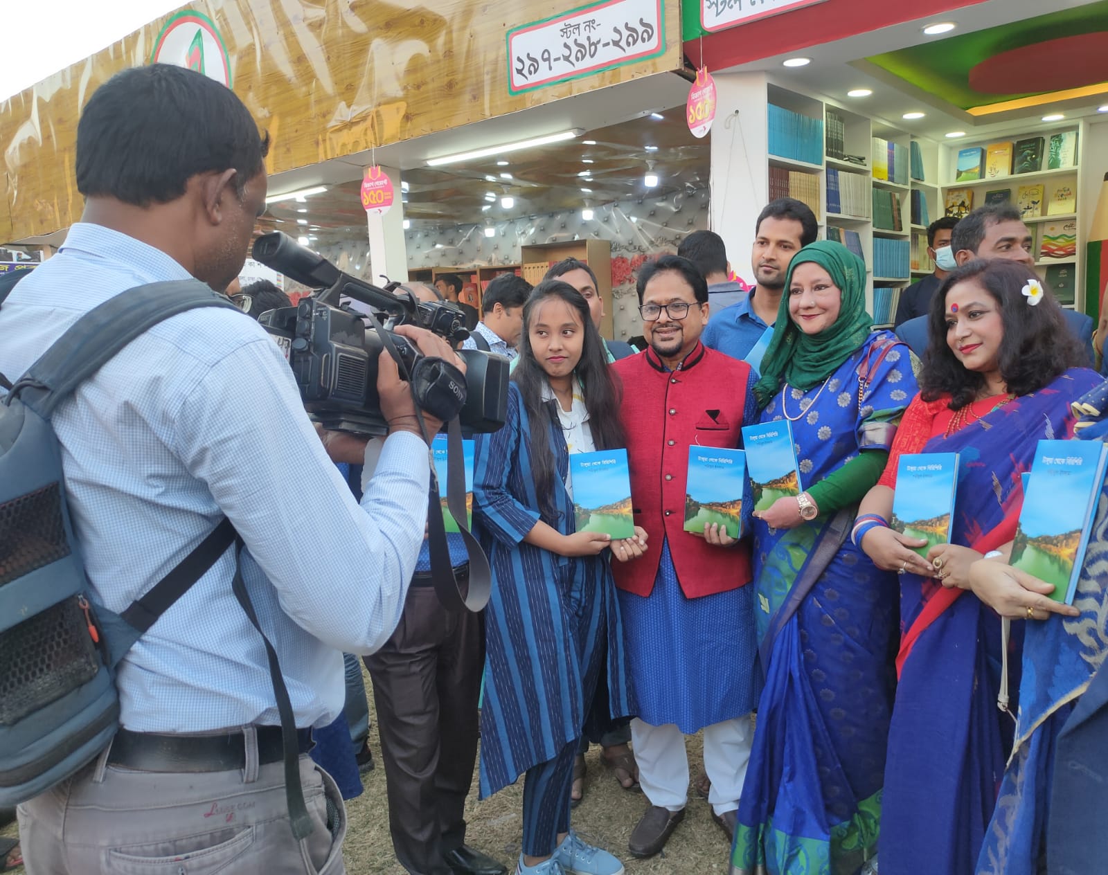 e5cb09e5-05ec-4a81-a7b6-c45cc7606140