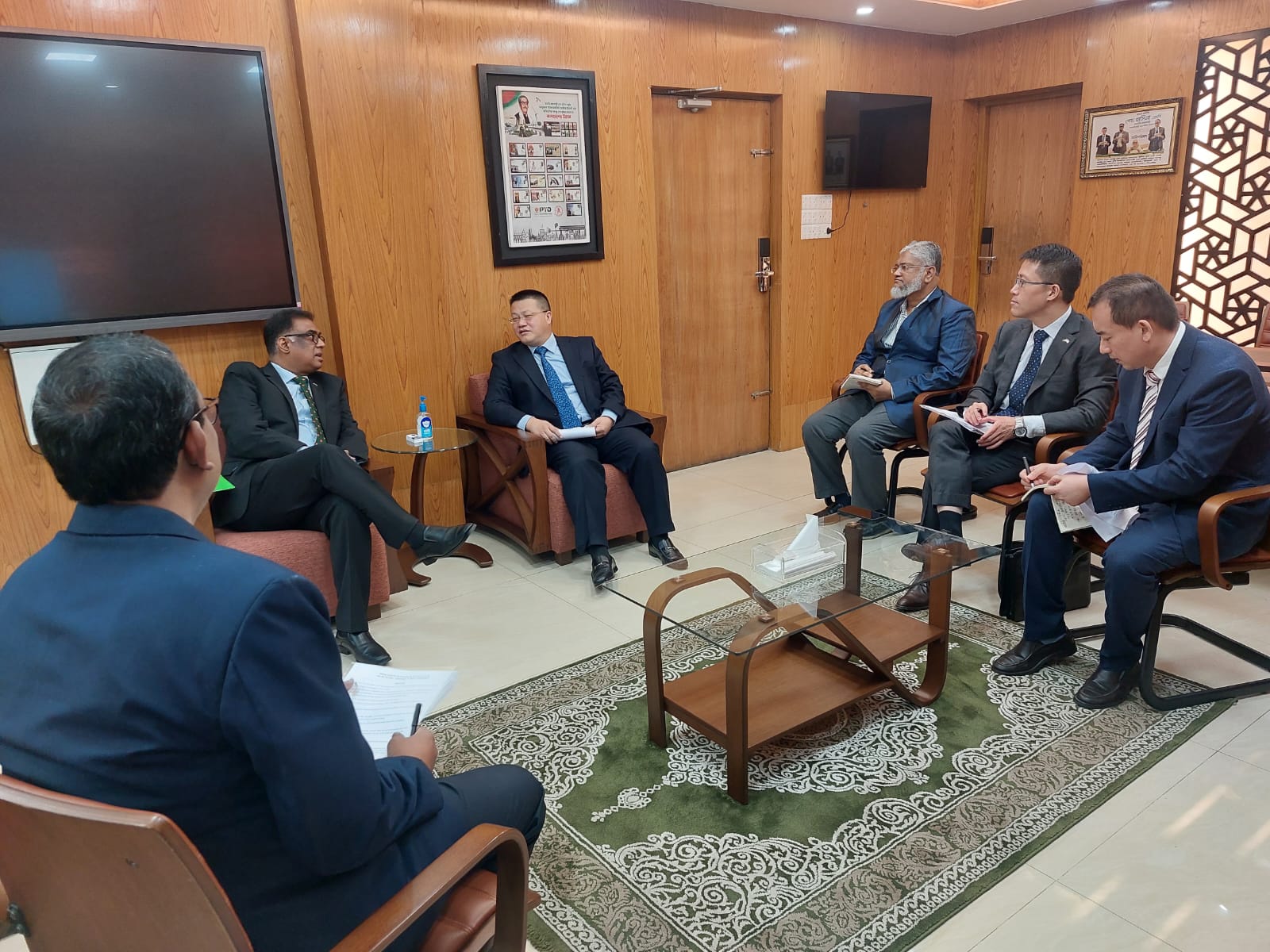 a5b05975-6b47-4dc0-9547-fe8347047cd5