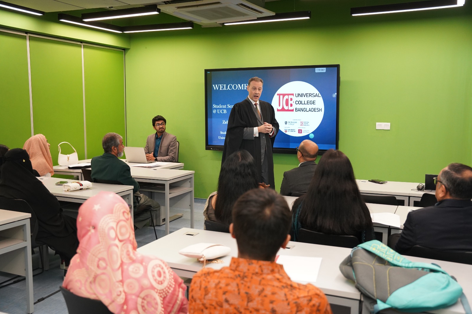 28b1b218-f5a6-4ab4-a622-25eb1e4f04aa