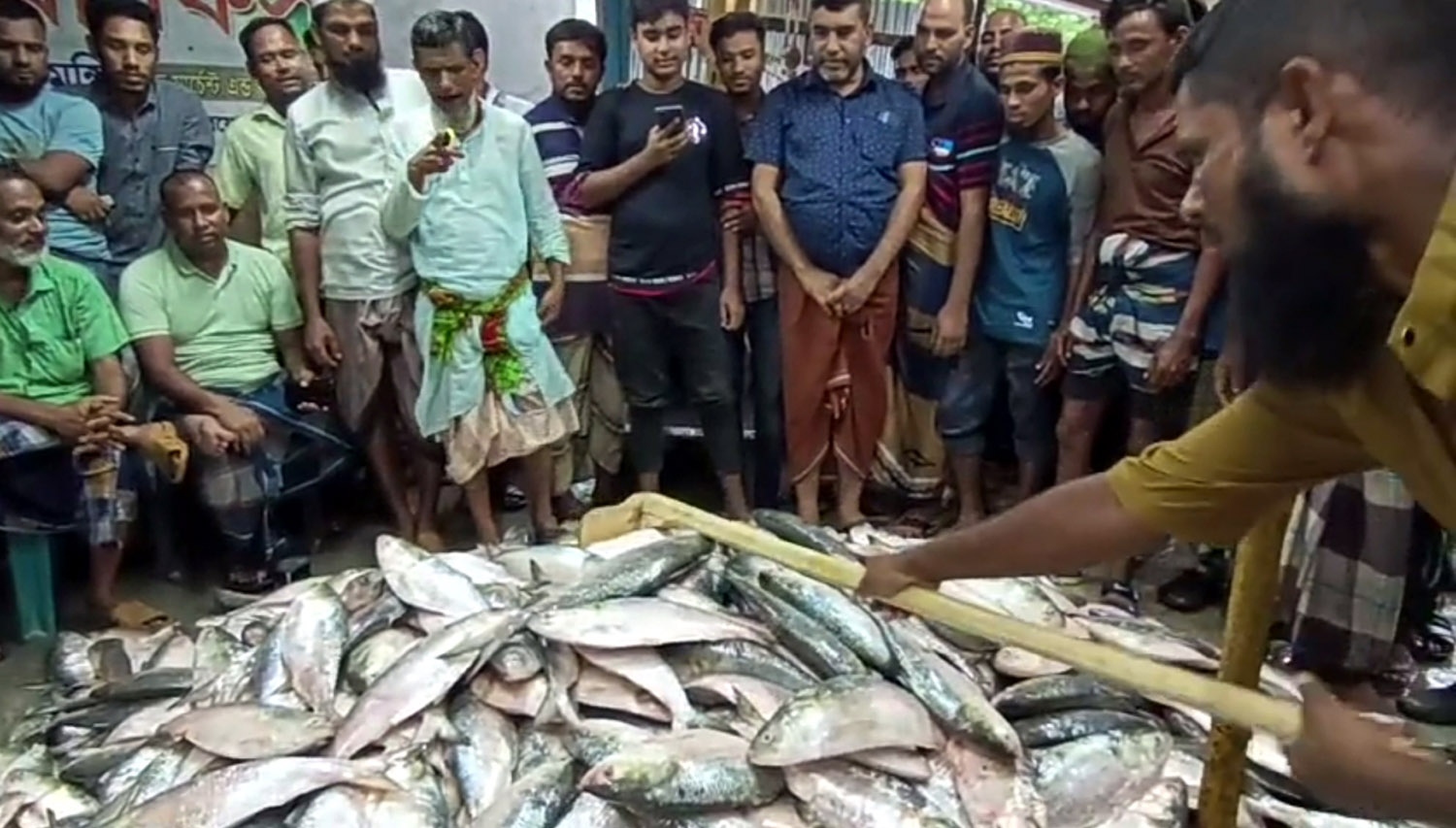 976f2ba3-7102-43b1-b7e3-cbddc43024dc