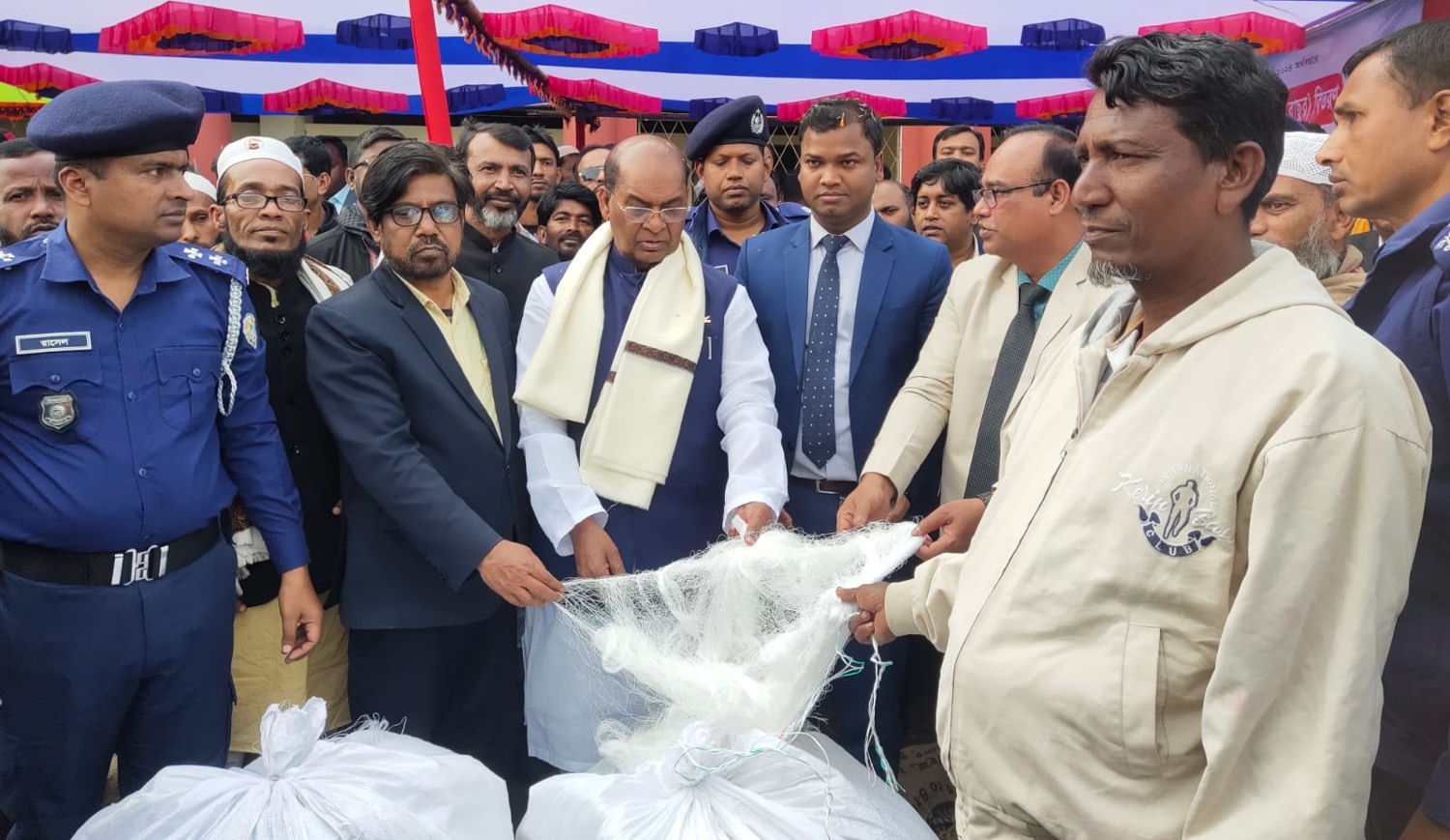 b692cf7f-e2cd-4fb8-9a66-3f95a0ff0c25