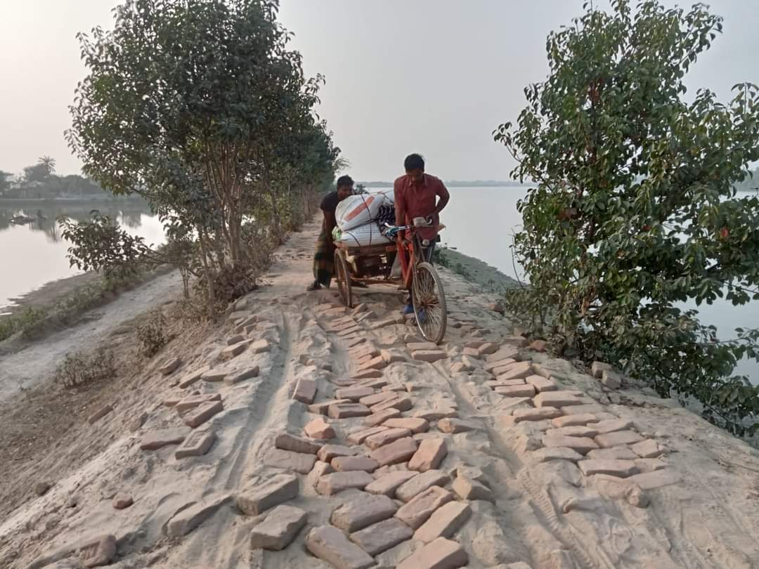 0c7487ea-aa56-46e9-8d0a-01942a67564c