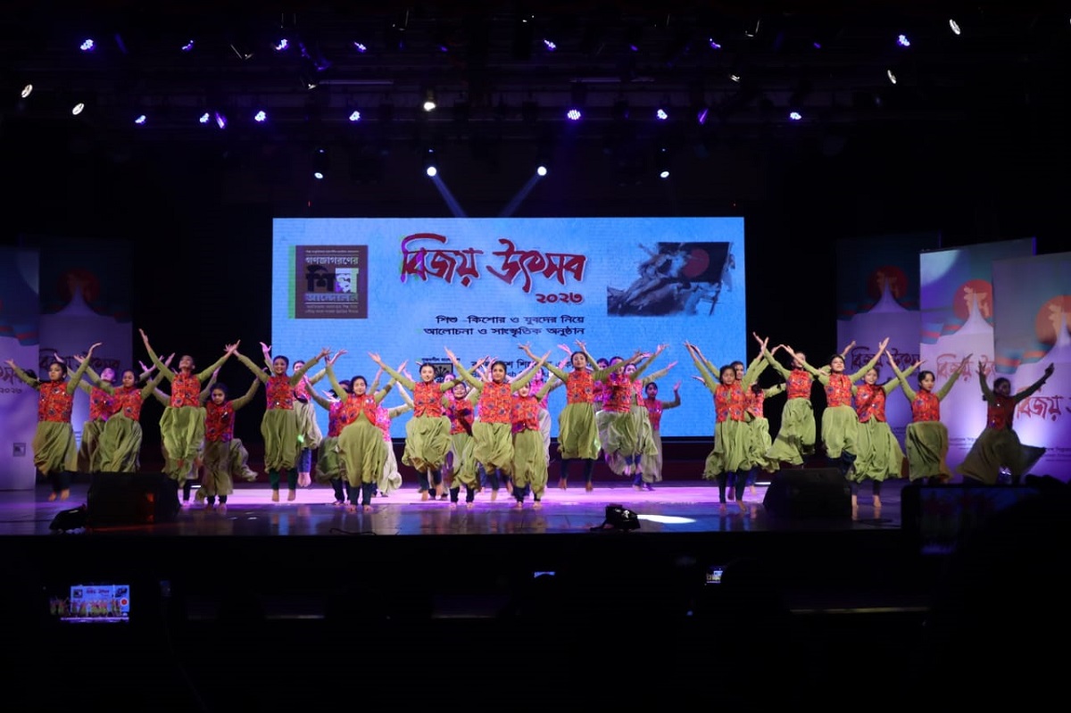 6cf6d64f-e8f2-42c4-8258-d1779db24e52