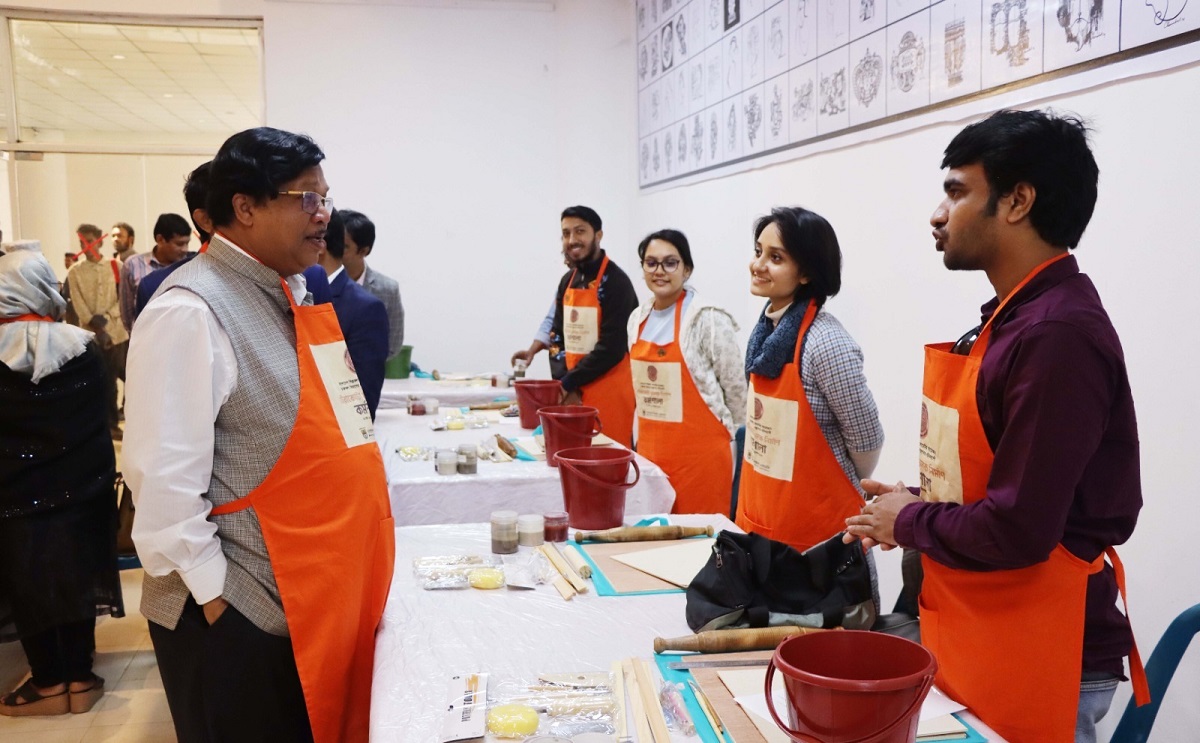 7148e4ff-8558-4feb-aba8-36170f4dbb68