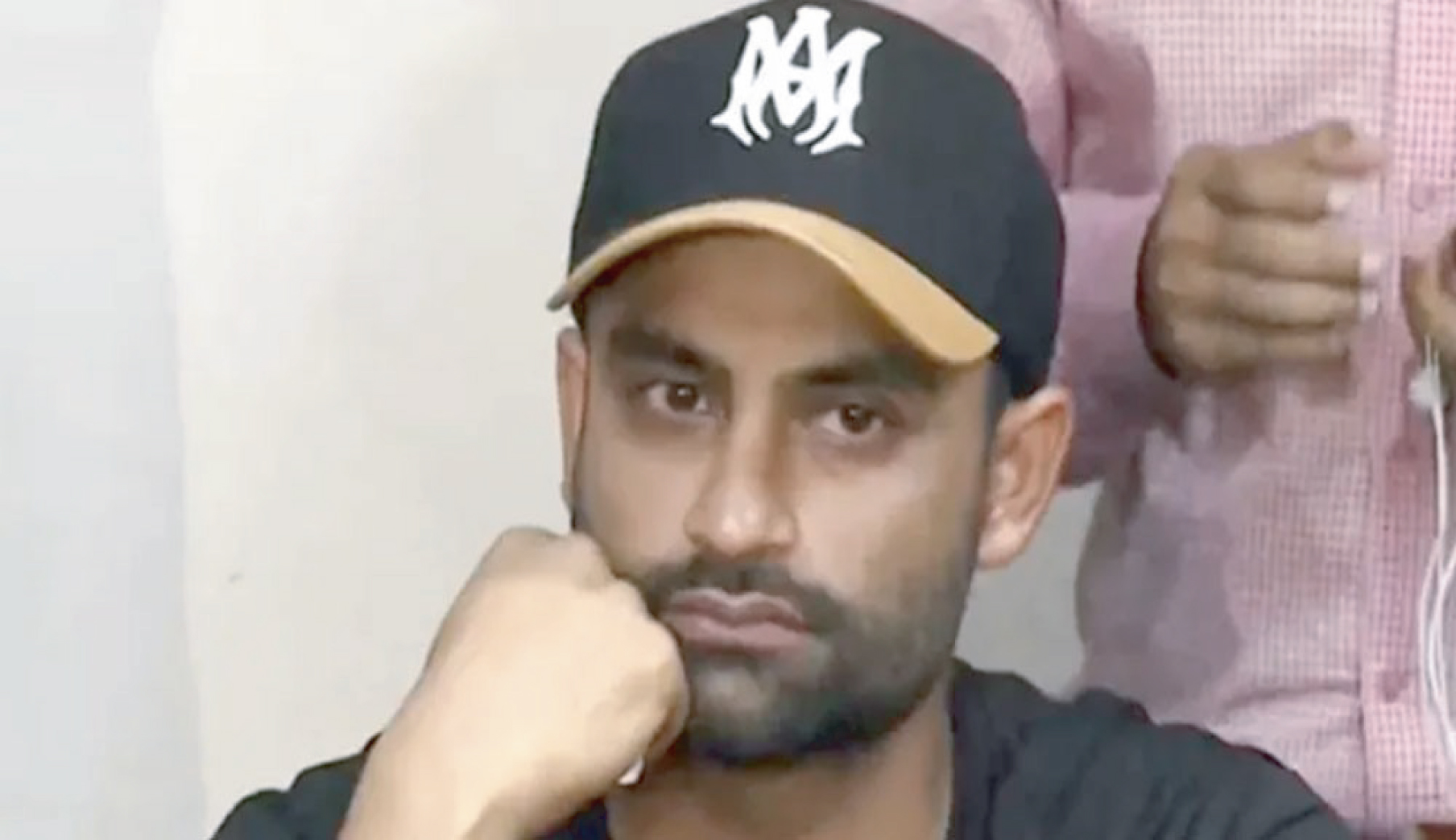 5f845276-cdfd-4c63-b050-c81fde5d330c