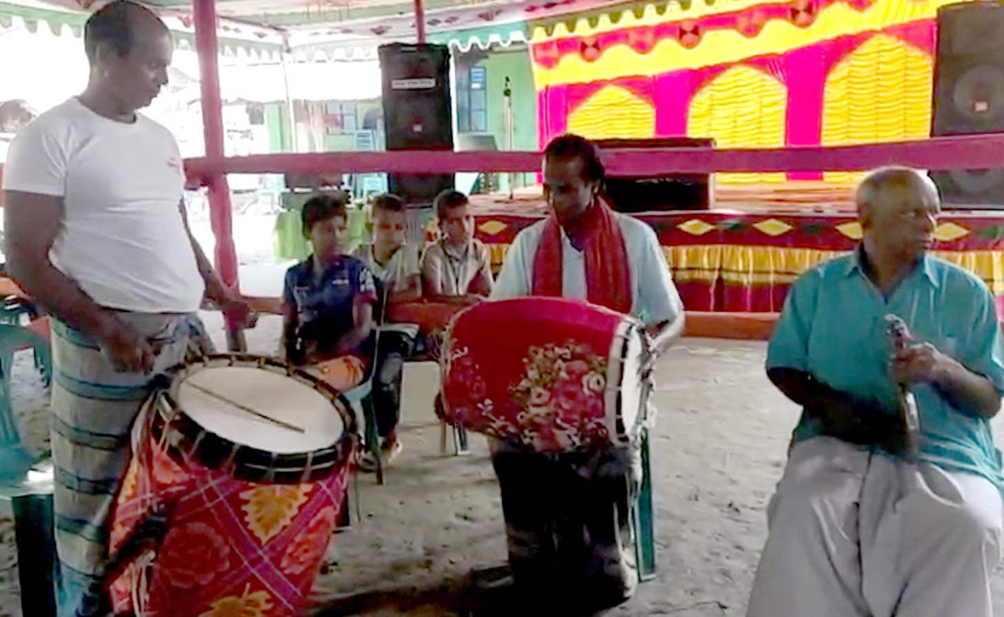 738f7eda-b0f8-4c48-a160-c217d33b72df