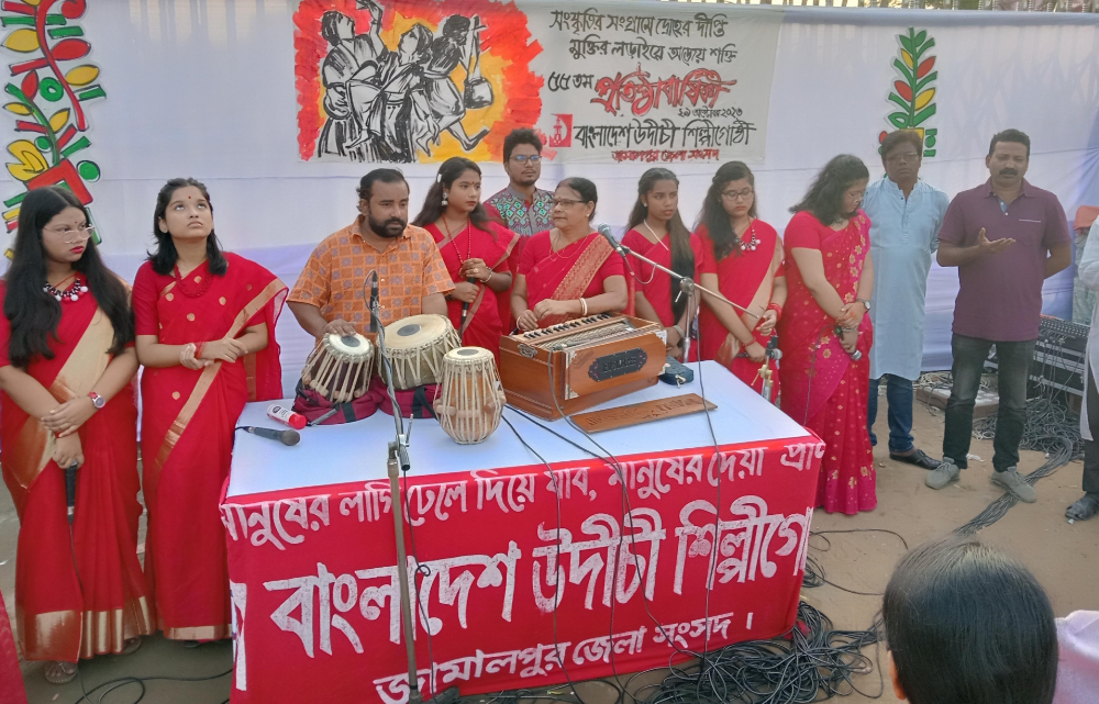 8d30cf45-c9cd-4d04-8634-e62ad82e7271