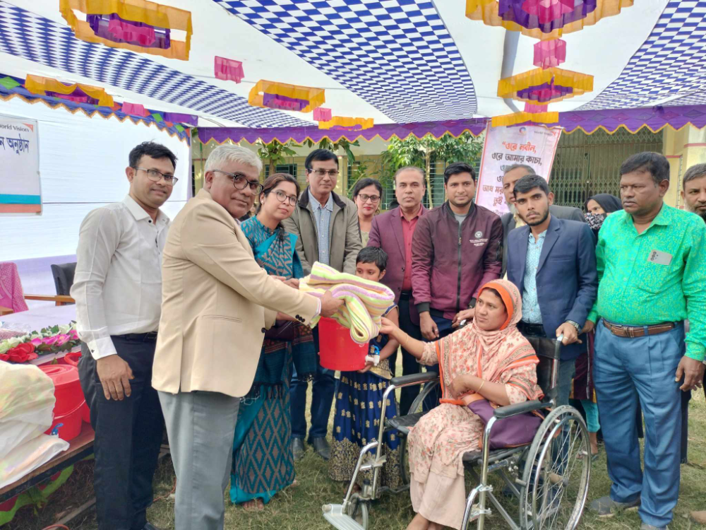 33bfc5d8-16cc-4932-b756-18e648434f75