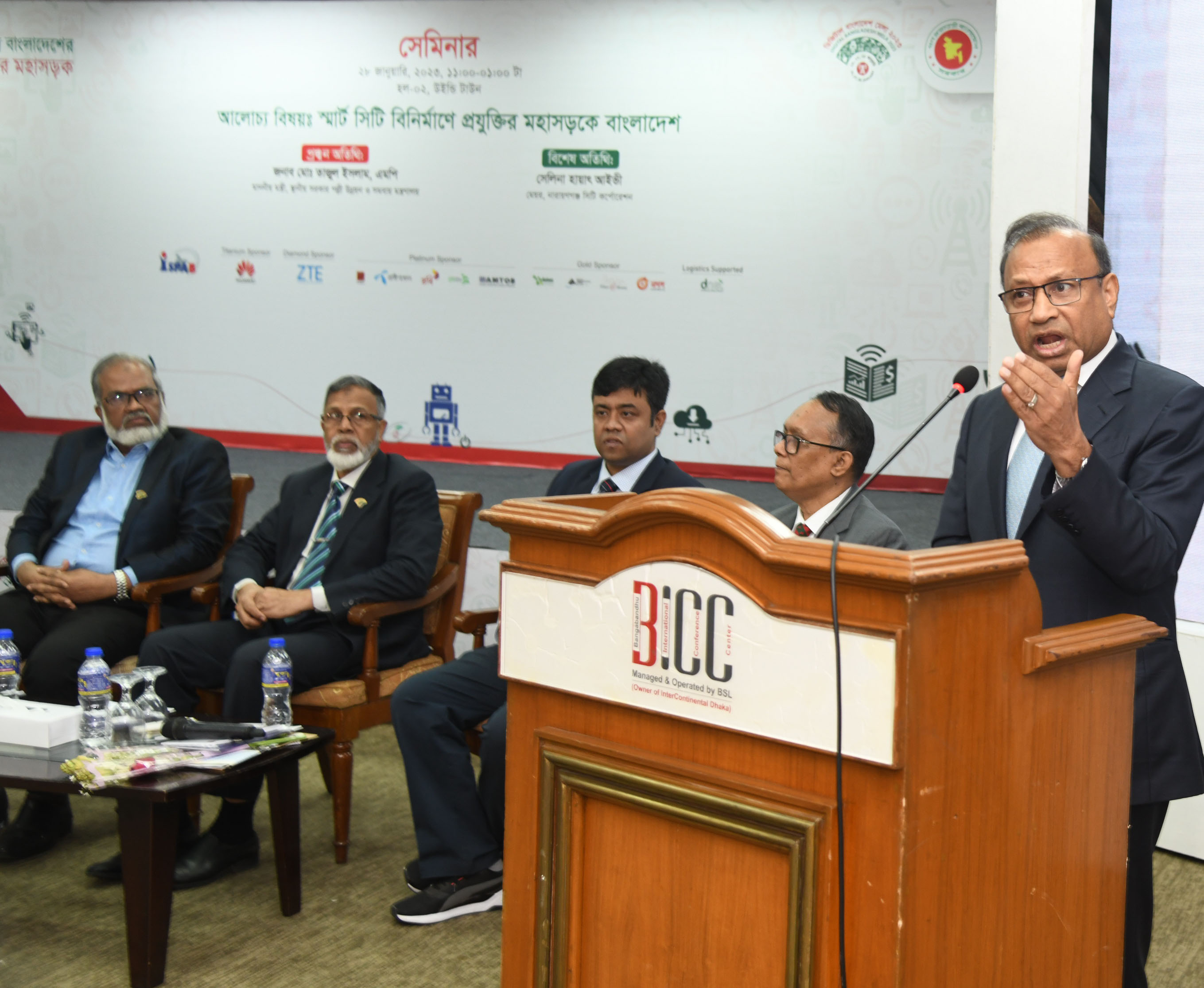 9871255d-a731-41a2-b680-483c5ff3ee4f