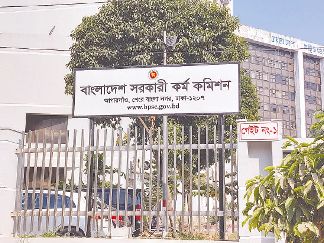 01f611a9-6b8b-4ead-ac3f-a340d3157f91