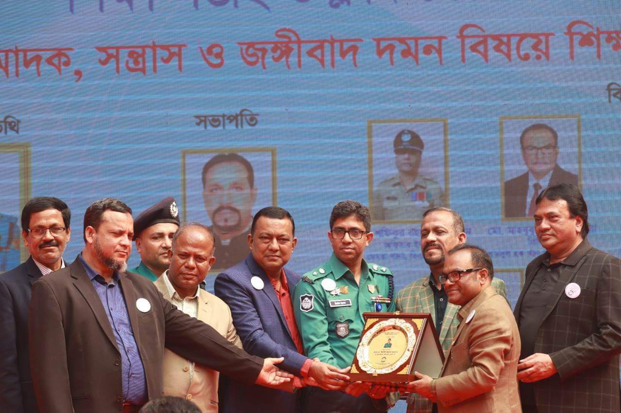 28264138-f3c2-4906-a29a-93ea086fc4bd