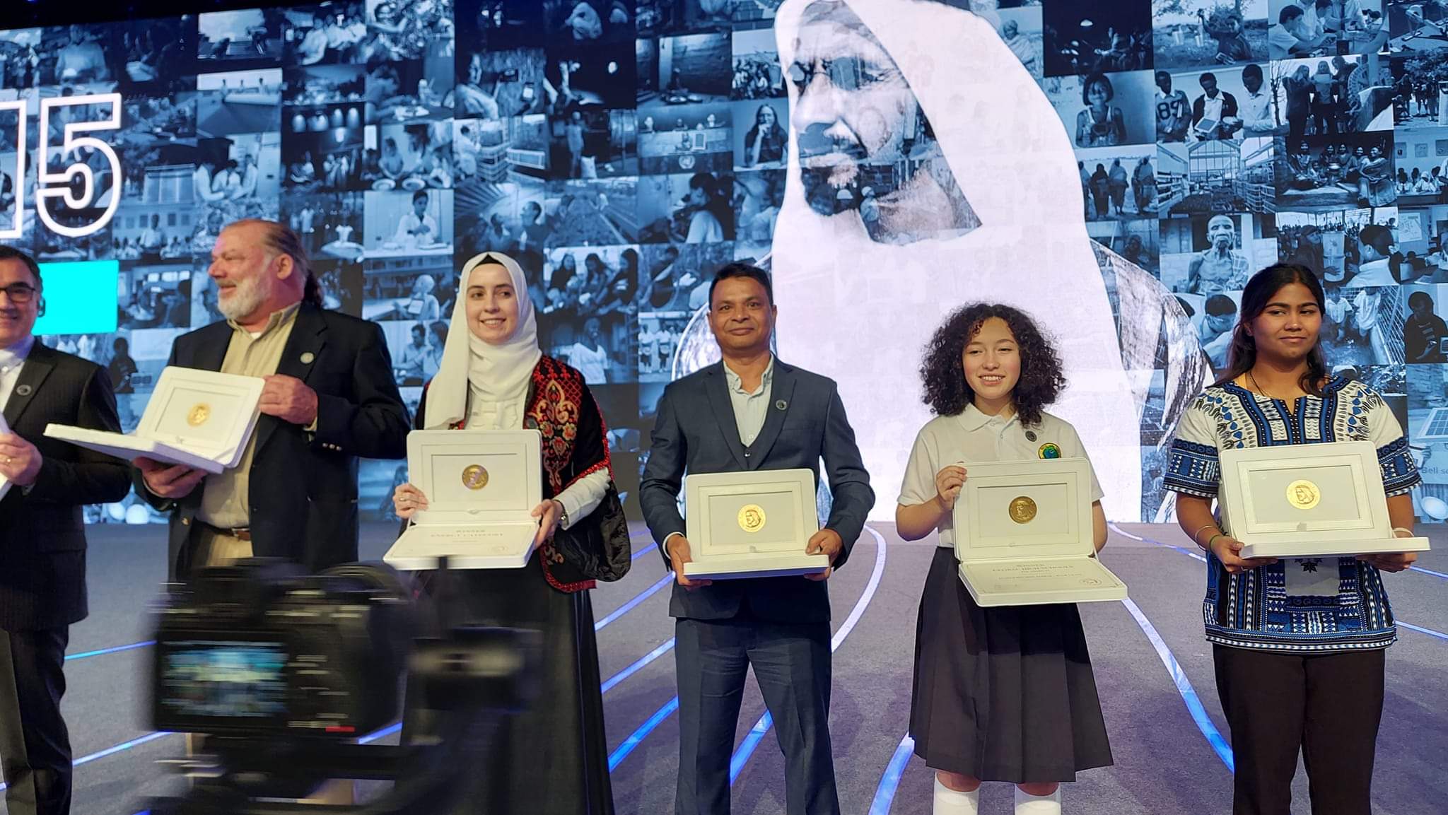 7e954f68-06f2-42c2-8ae0-dc6ff1be1df2