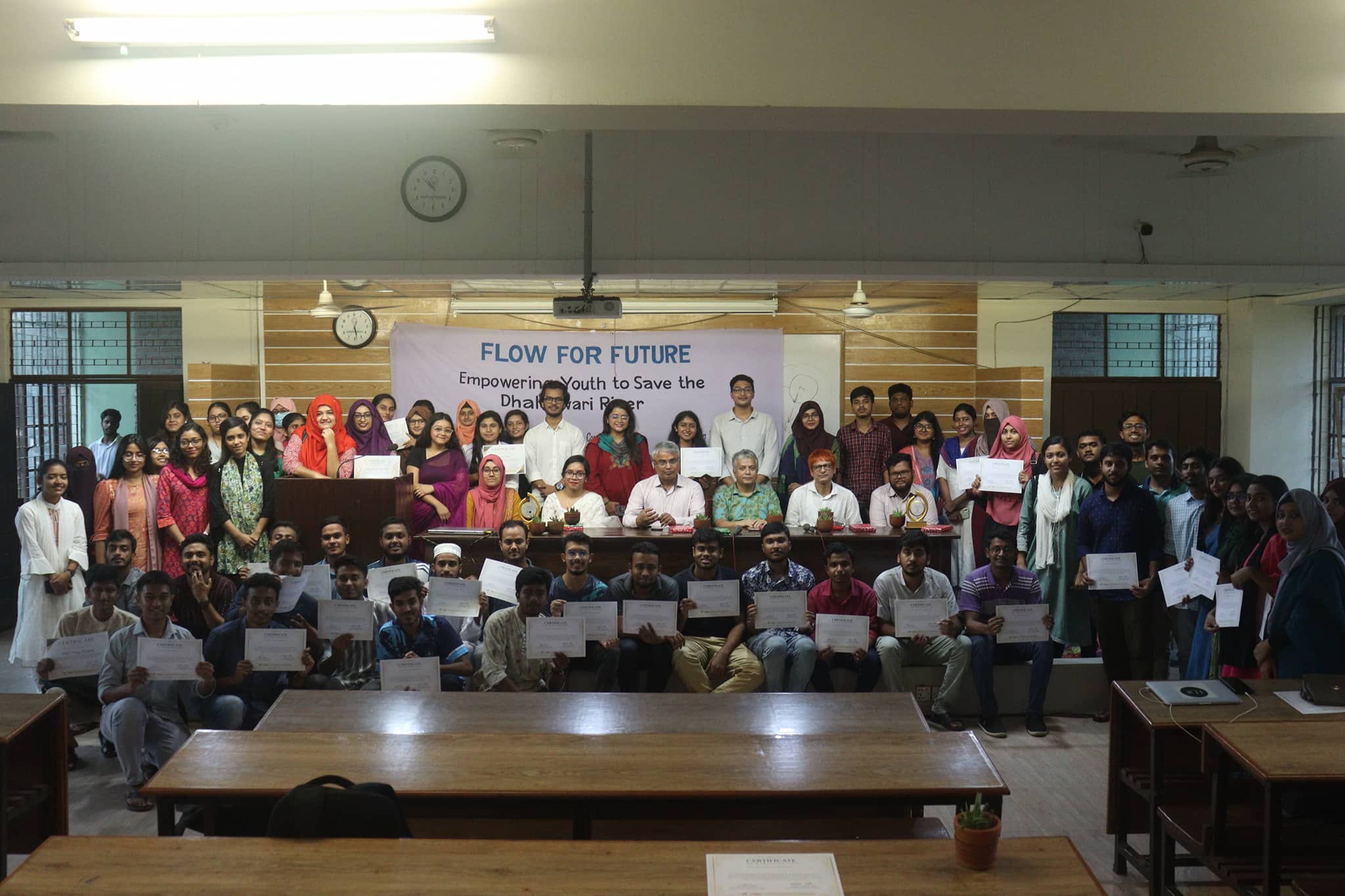 8fd04594-957c-455d-bf7b-b80f551e8a0c