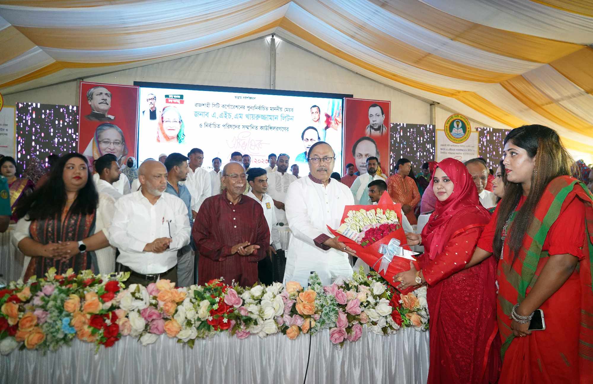 904a36b6-f0e4-4e8c-abd6-4c2cf42f6369