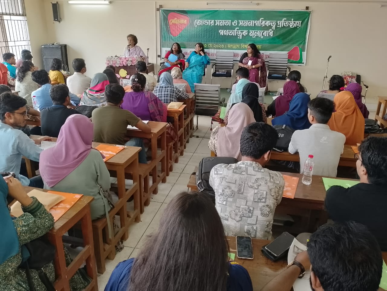 bbb34c93-983e-4984-b44a-ddc88c85a40f