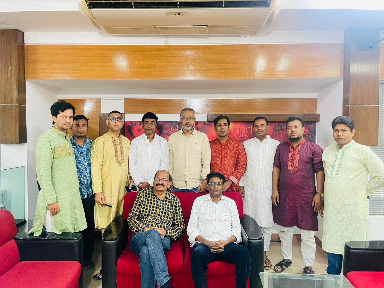 38b50e86-6e62-4350-8de1-1439e509cda6