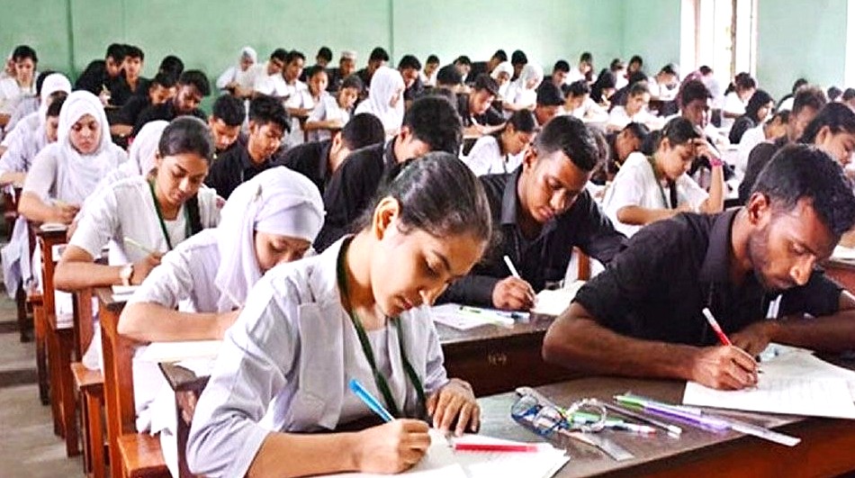 শুরু হয়েছে এইচএসসি পরীক্ষা