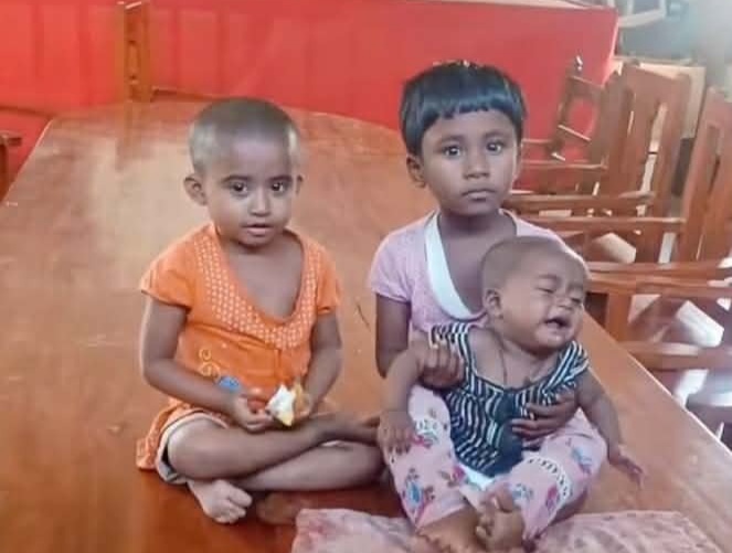 অভাবের তাড়নায় তিন সন্তানকে ইউনিয়ন পরিষদে রেখে নিখোঁজ মা