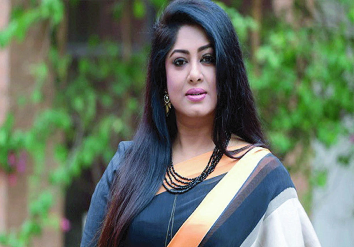 ‘কন্ট্রাক্ট ম্যারেজ’ নিয়ে ওমর সানীর পর এবার মুখ খুললেন মৌসুমী