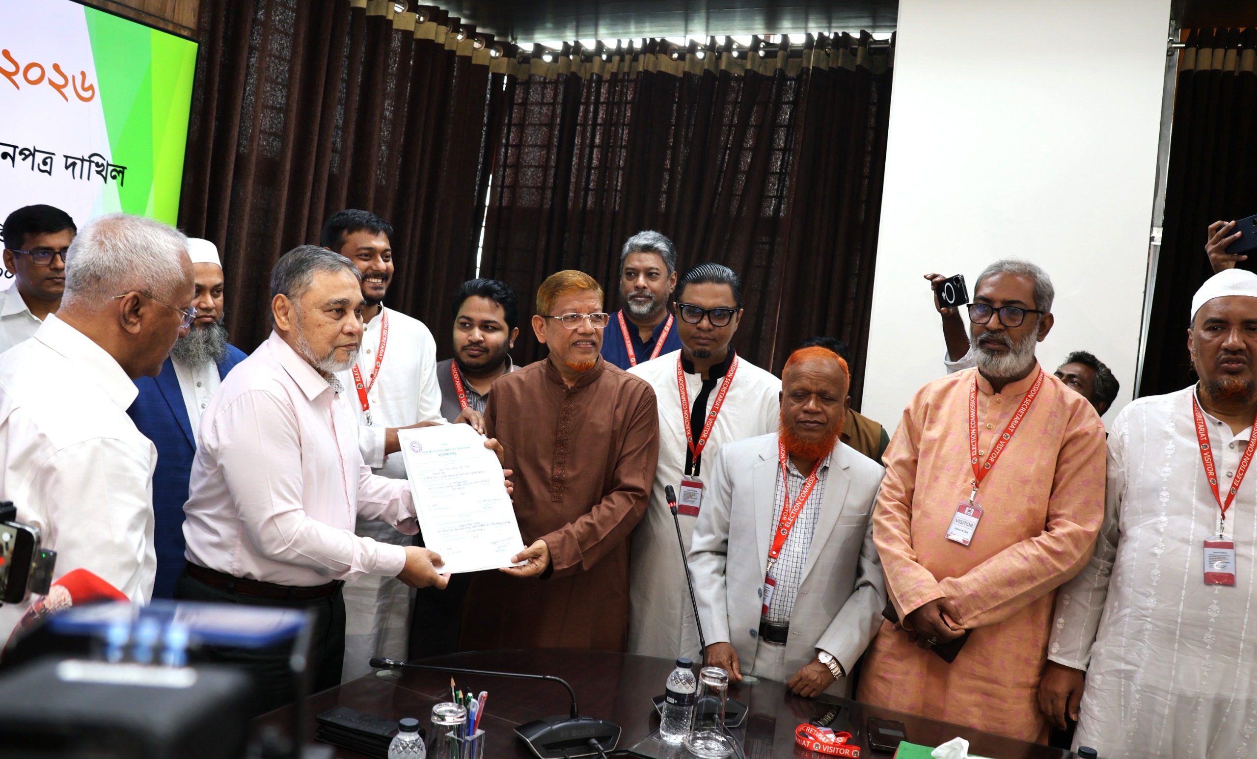 রাষ্ট্রপতি নির্বাচনে মনোনয়ন জমা দিলেন জামায়াত নেতৃত্বাধীন ১১ দলীয় জোট