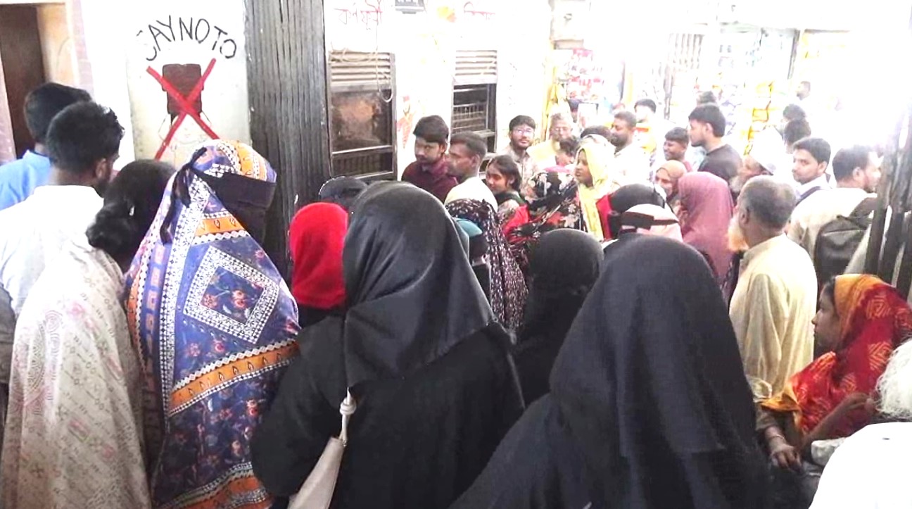 ব্রাহ্মণবাড়িয়ায় ফোন না ধরায় রেলের ২ কর্মচারীকে মারধরের অভিযোগ