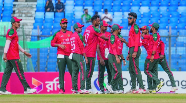 অস্ট্রেলিয়ার বিপক্ষে টি-টোয়েন্টি সিরিজের দল ঘোষণা