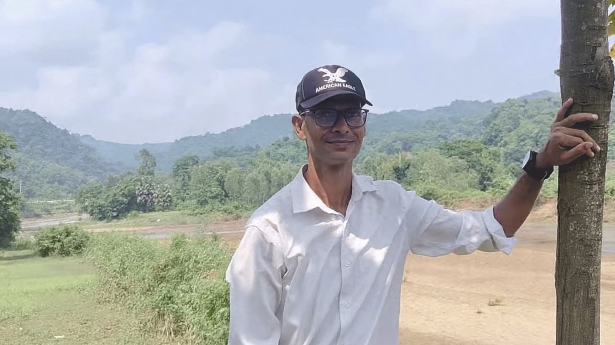 নেত্রকোণায় সাংবাদিককে গুলি করে হত্যা, ঘাতকদের ধরতে অভিযানে পুলিশ